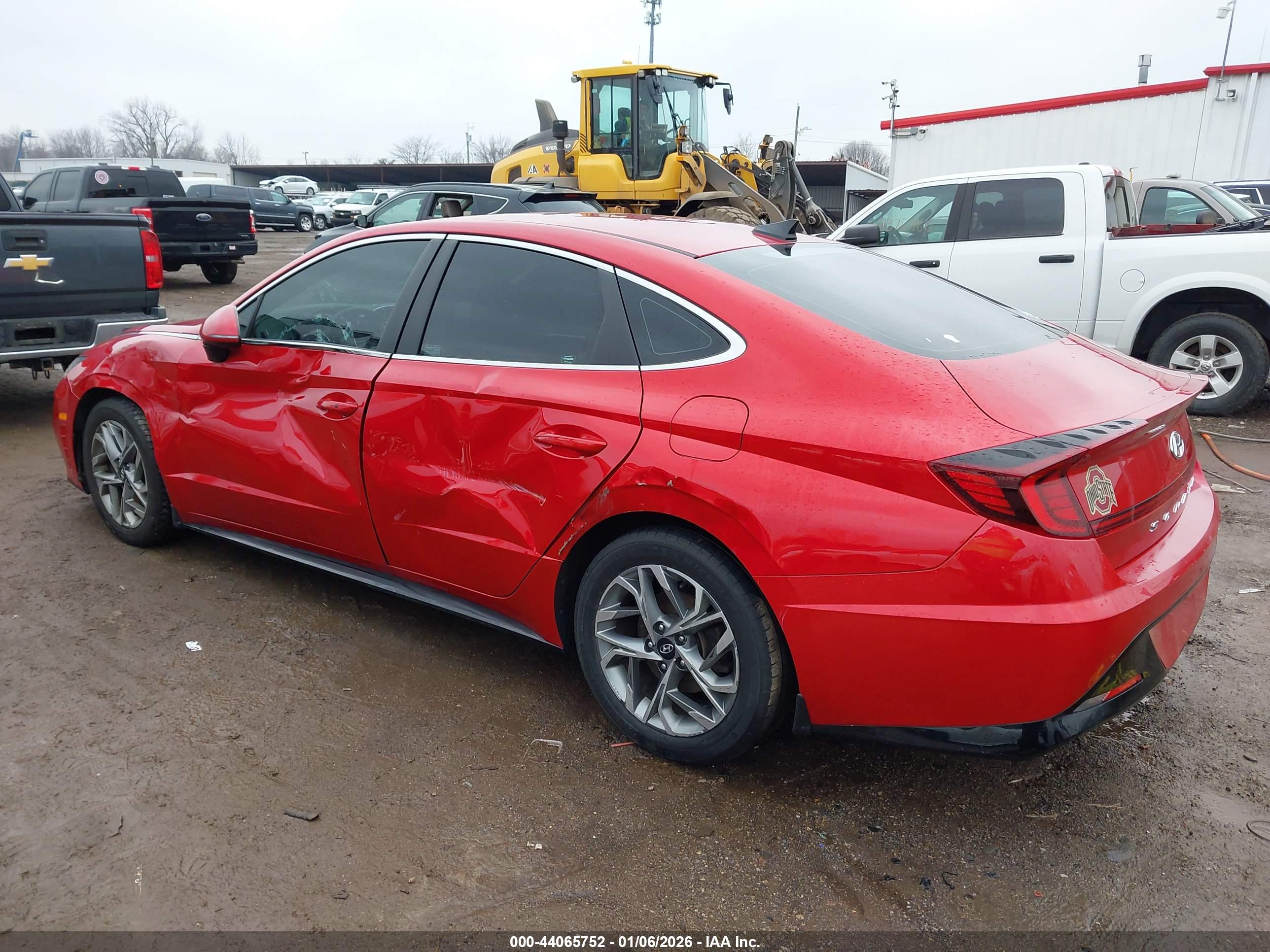 HYUNDAI SONATA image 3