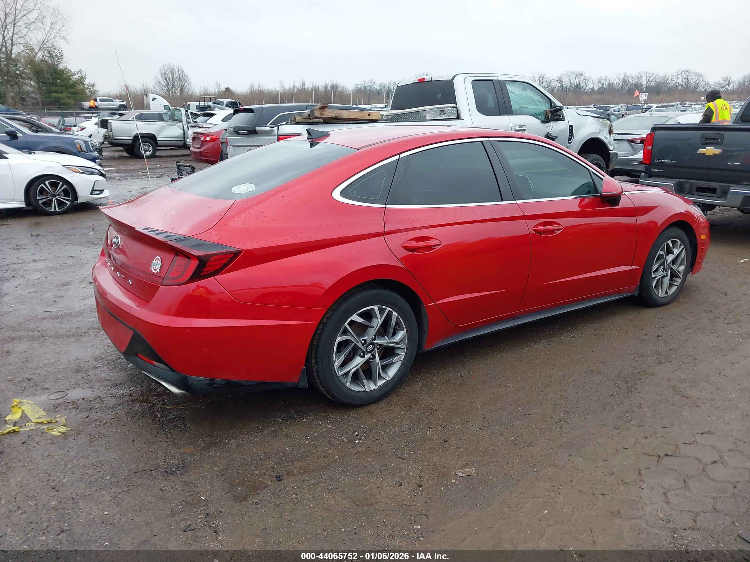 HYUNDAI SONATA image 4