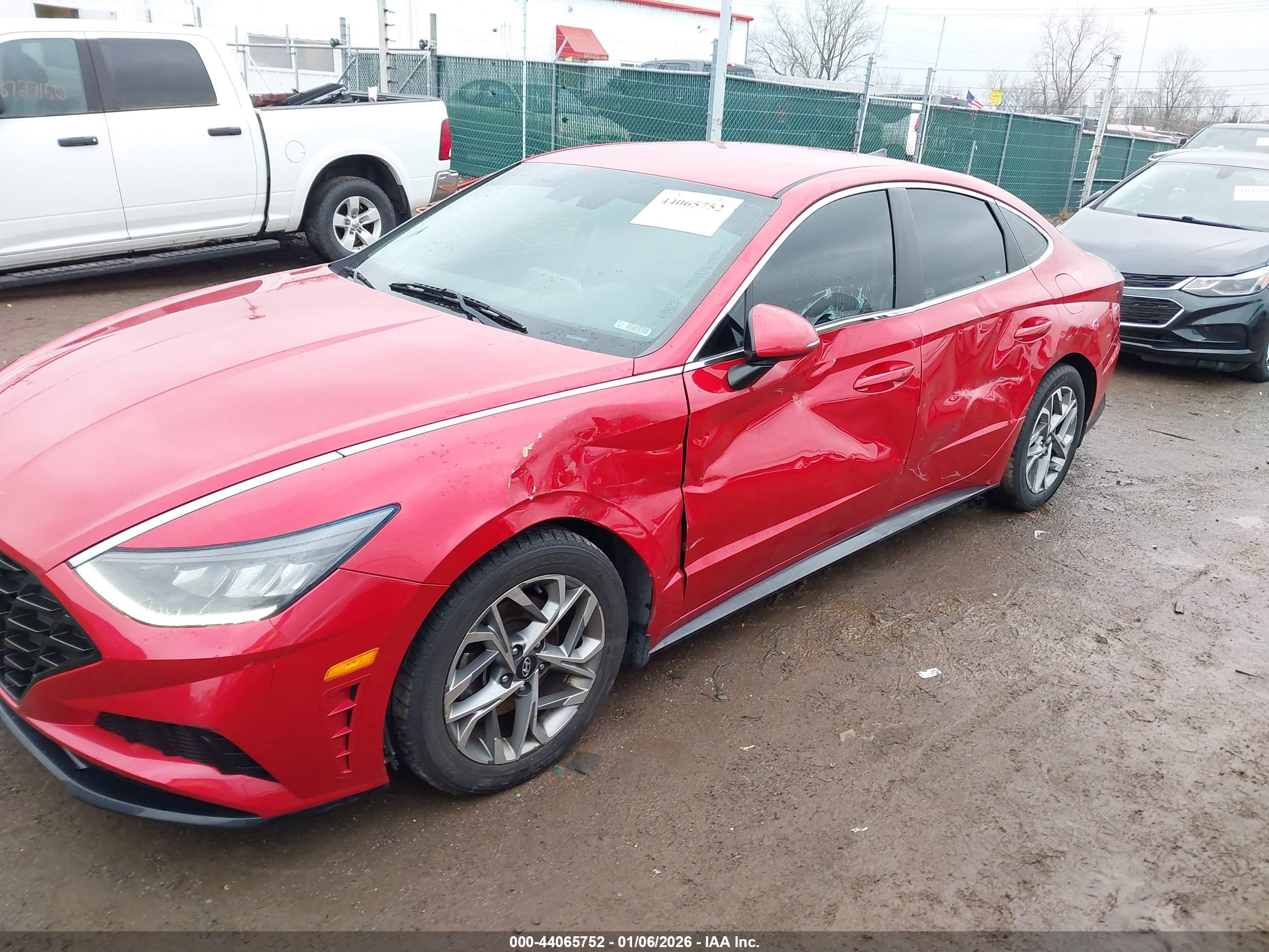 HYUNDAI SONATA image 6