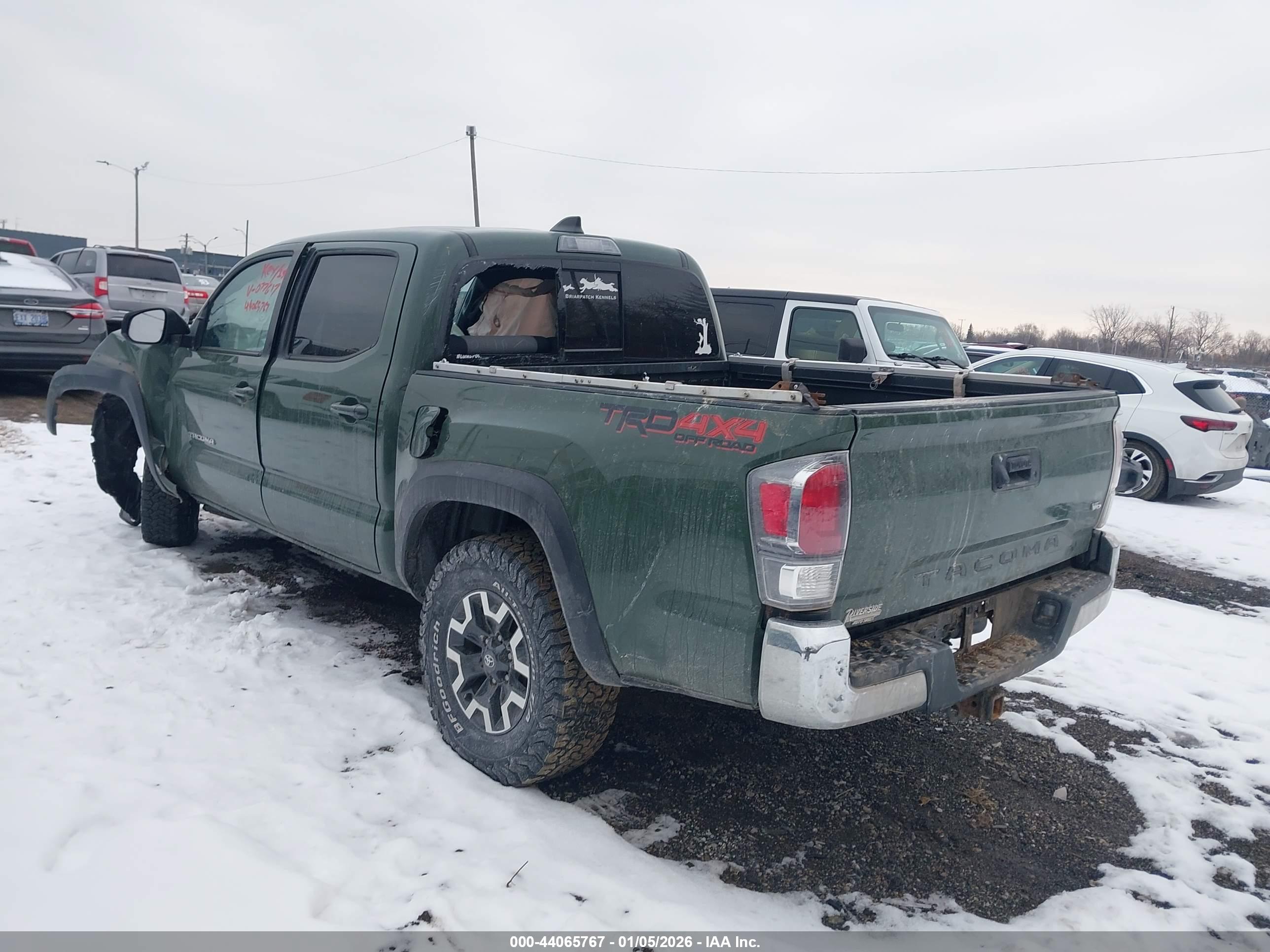 TOYOTA TACOMA image 3