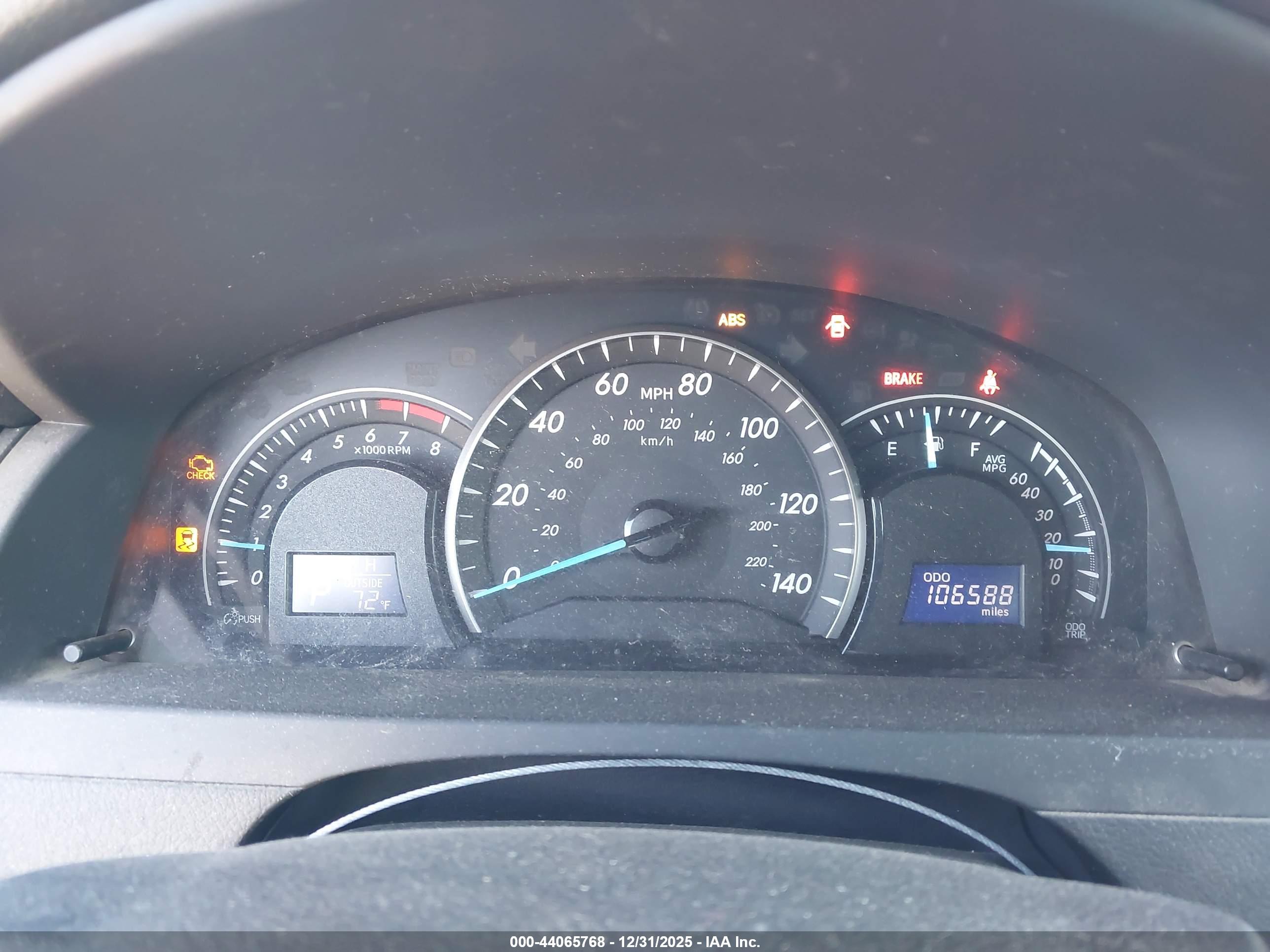 TOYOTA CAMRY image 7