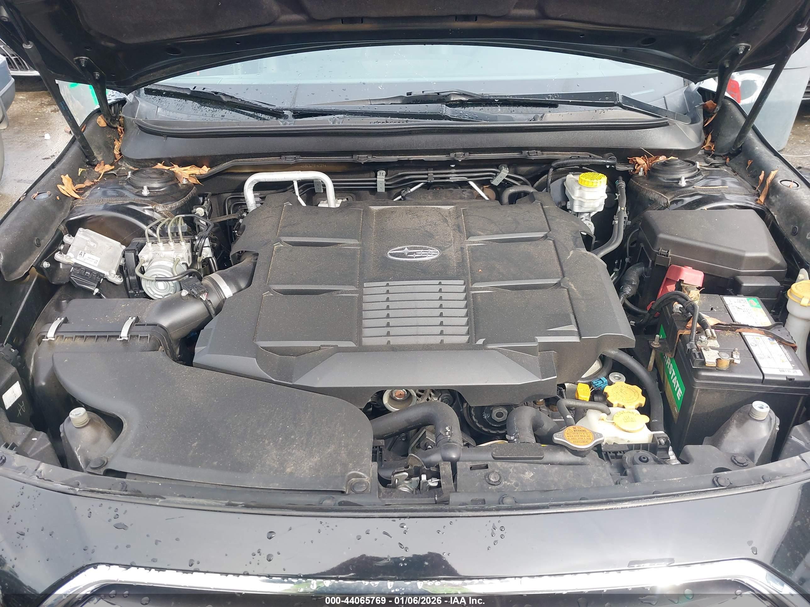 SUBARU OUTBACK image 10
