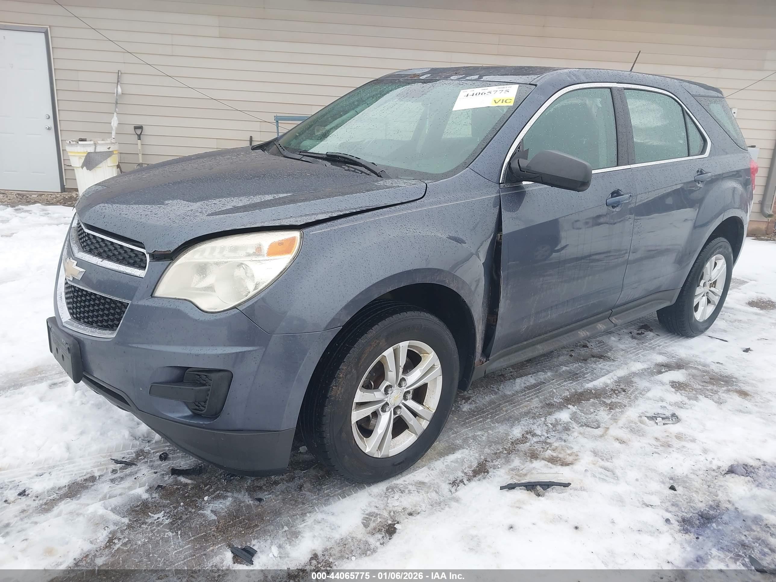 CHEVROLET EQUINOX image 2