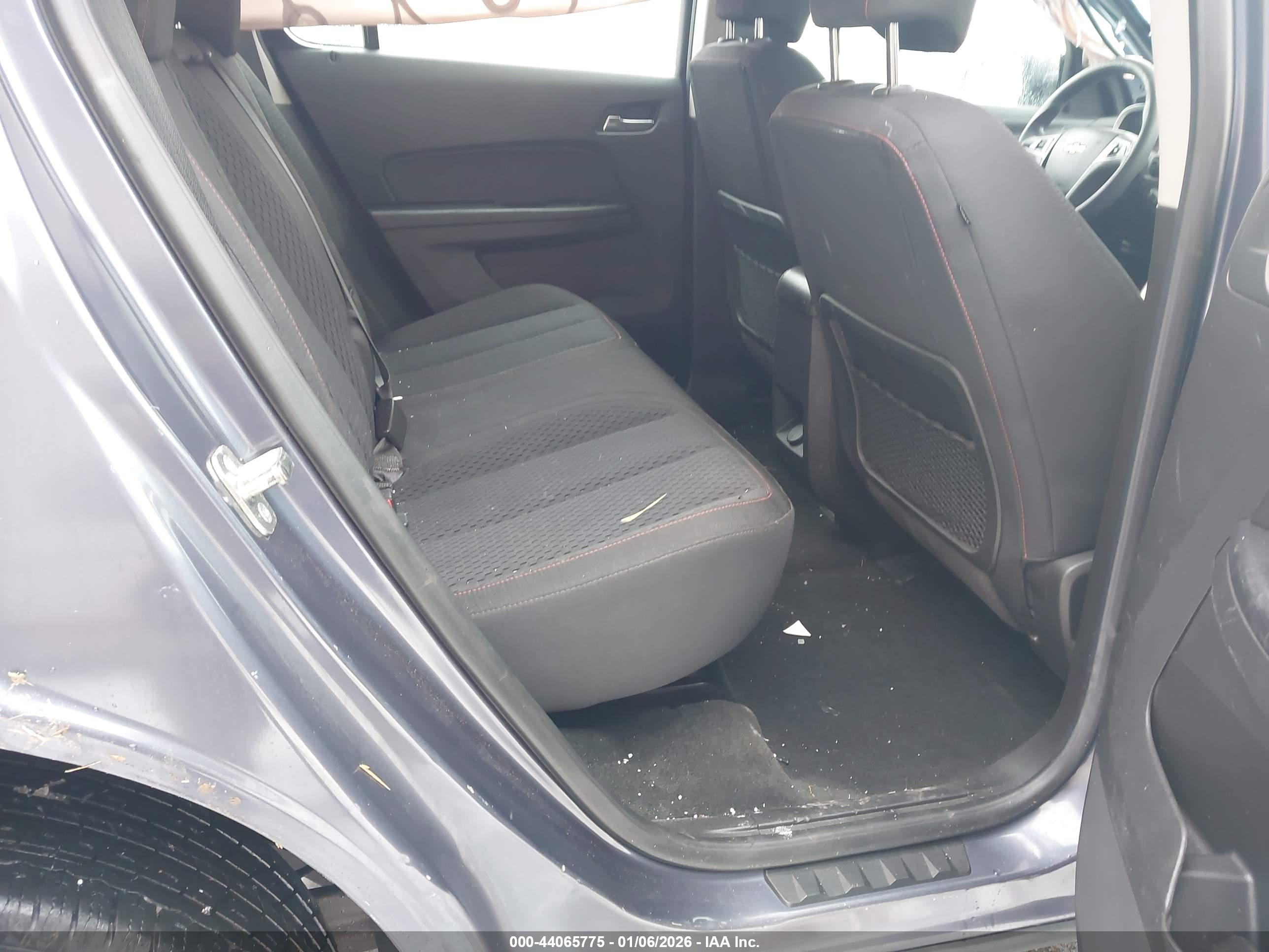 CHEVROLET EQUINOX image 8
