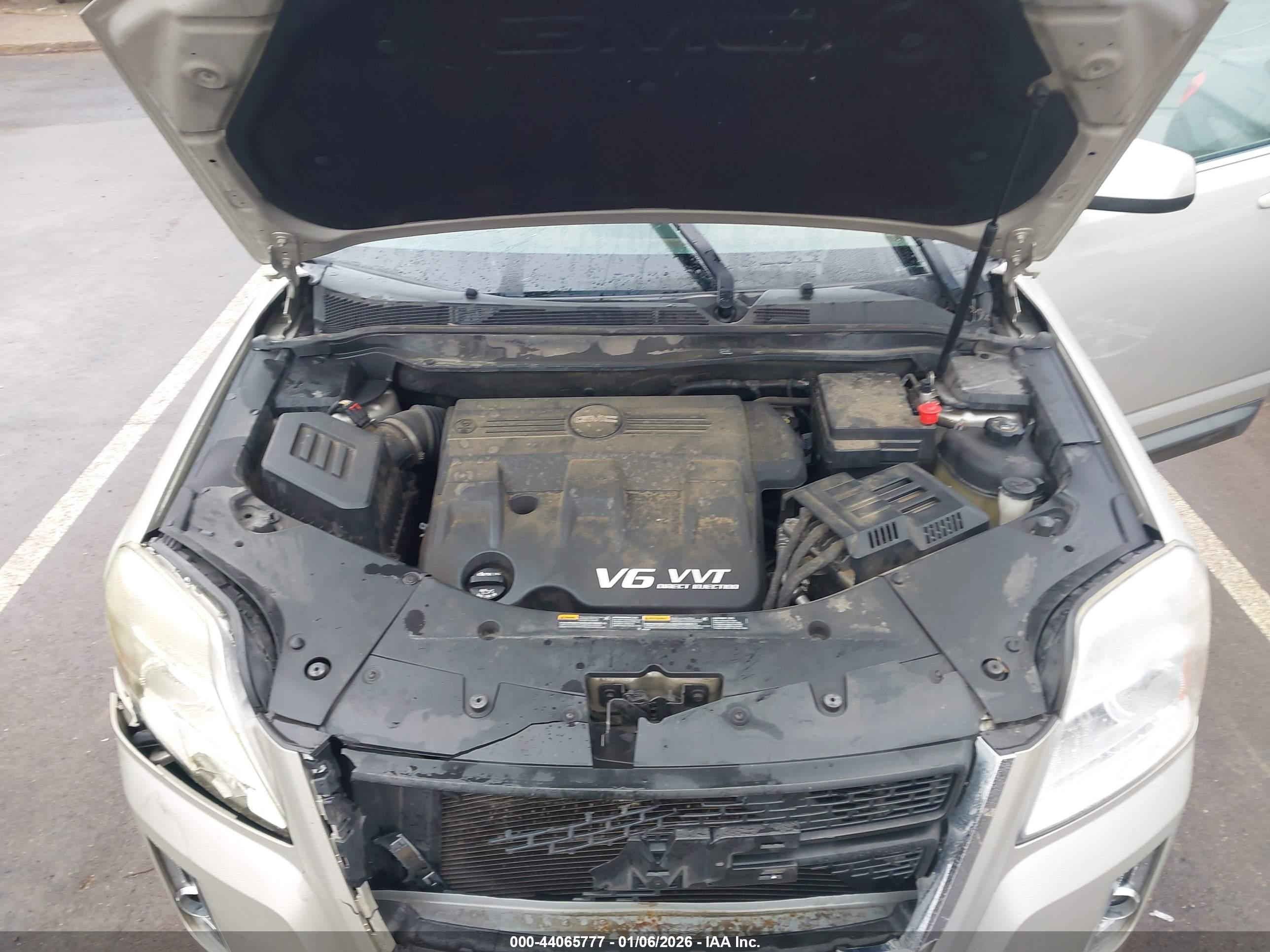 GMC TERRAIN image 10