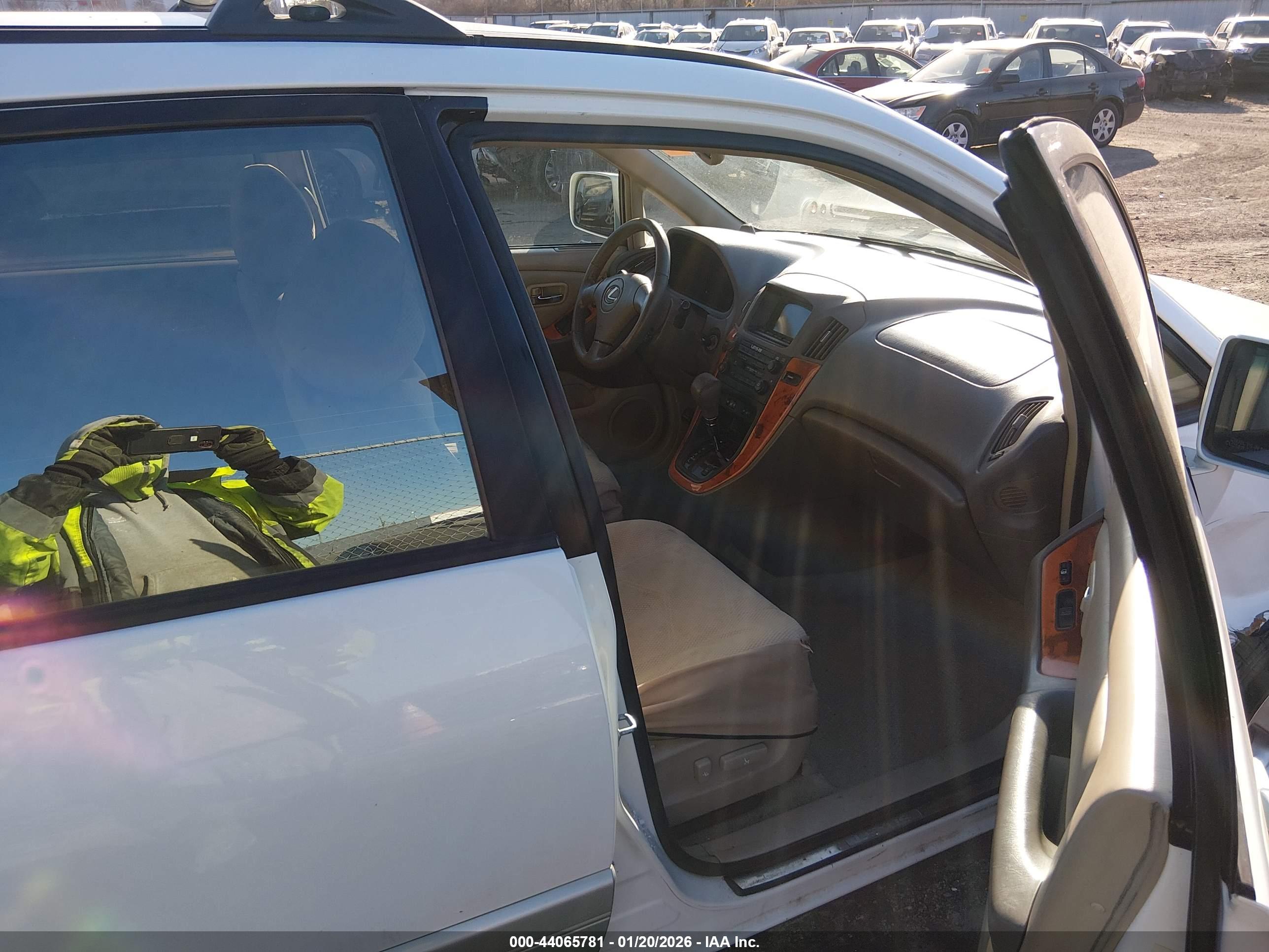 LEXUS RX image 5