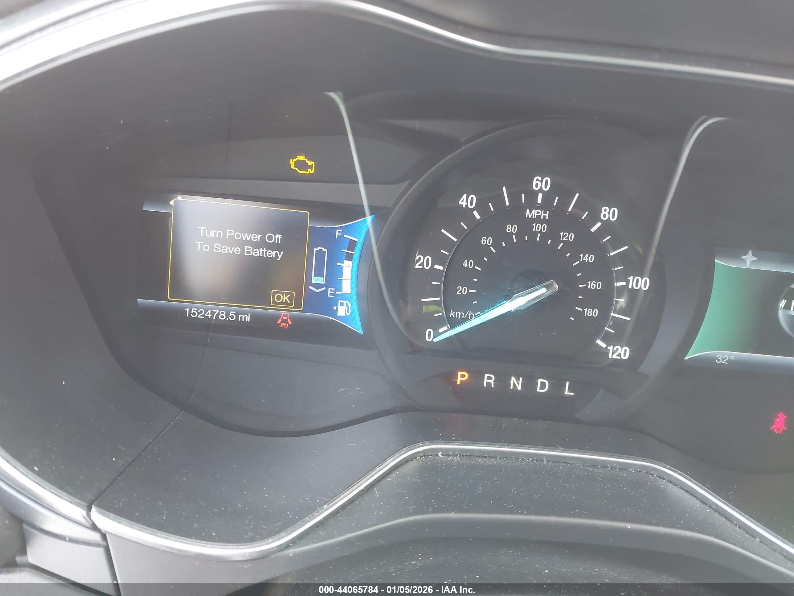 FORD FUSION image 7