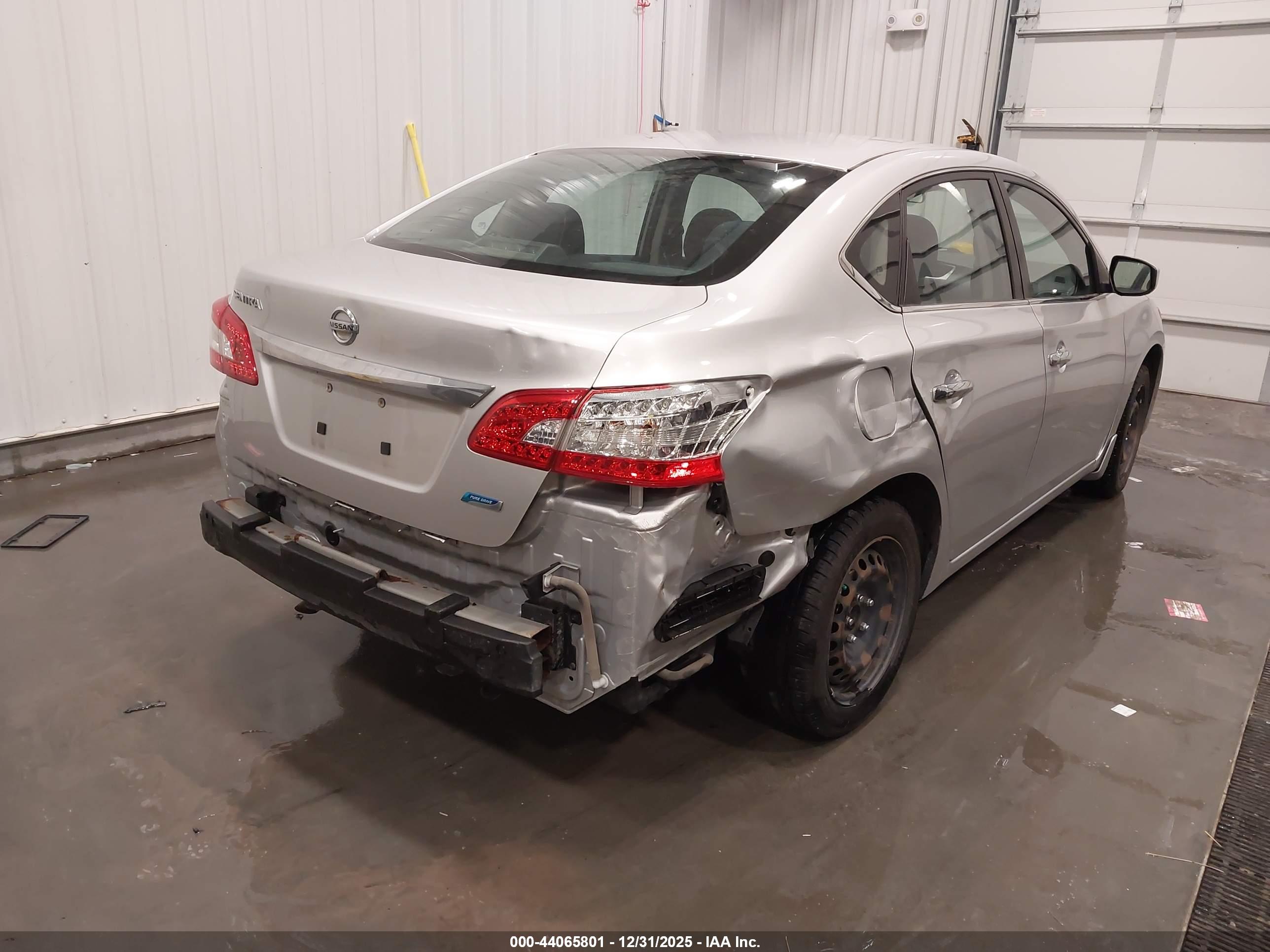 NISSAN SENTRA image 6