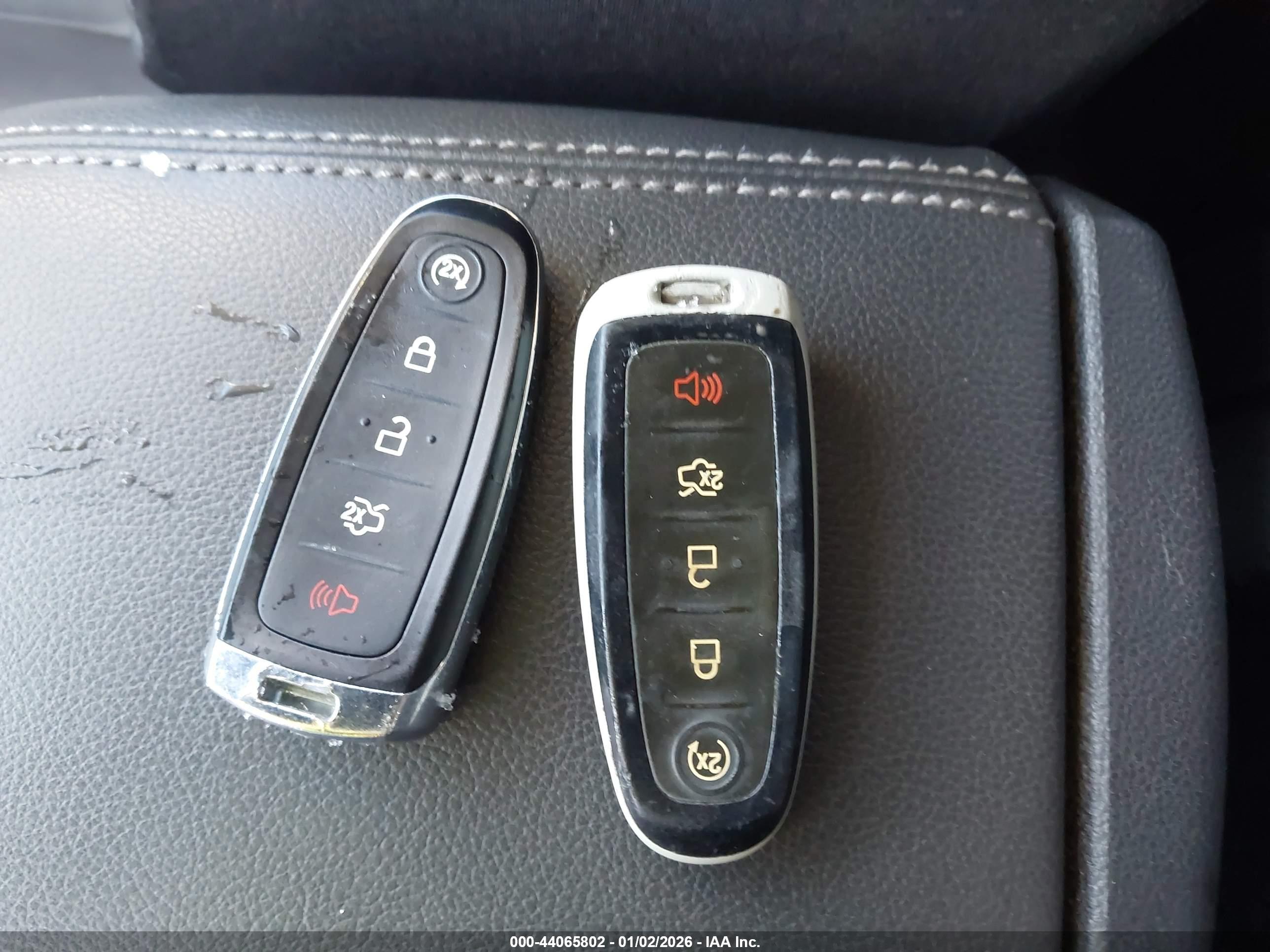 FORD ESCAPE image 11