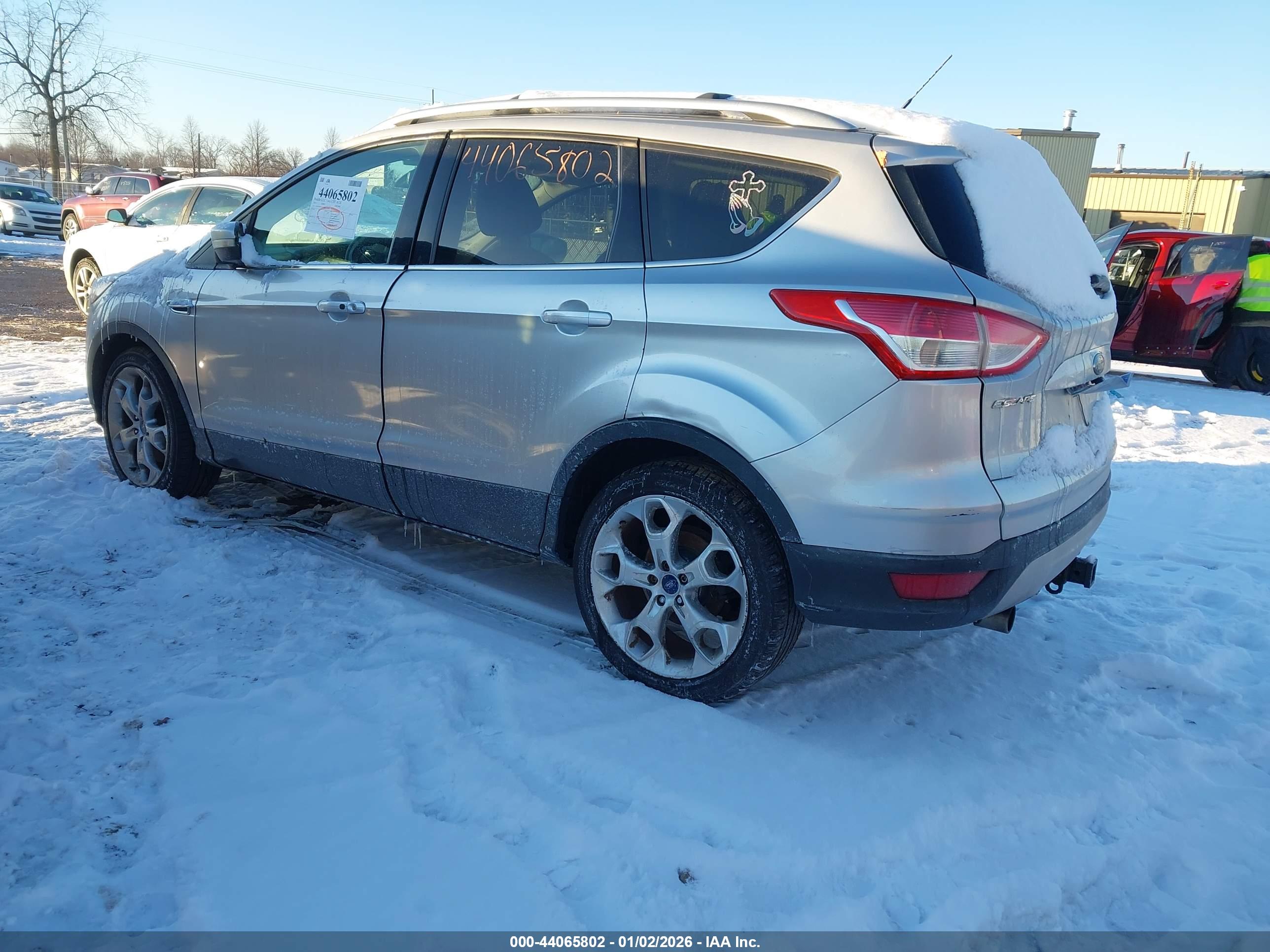 FORD ESCAPE image 3