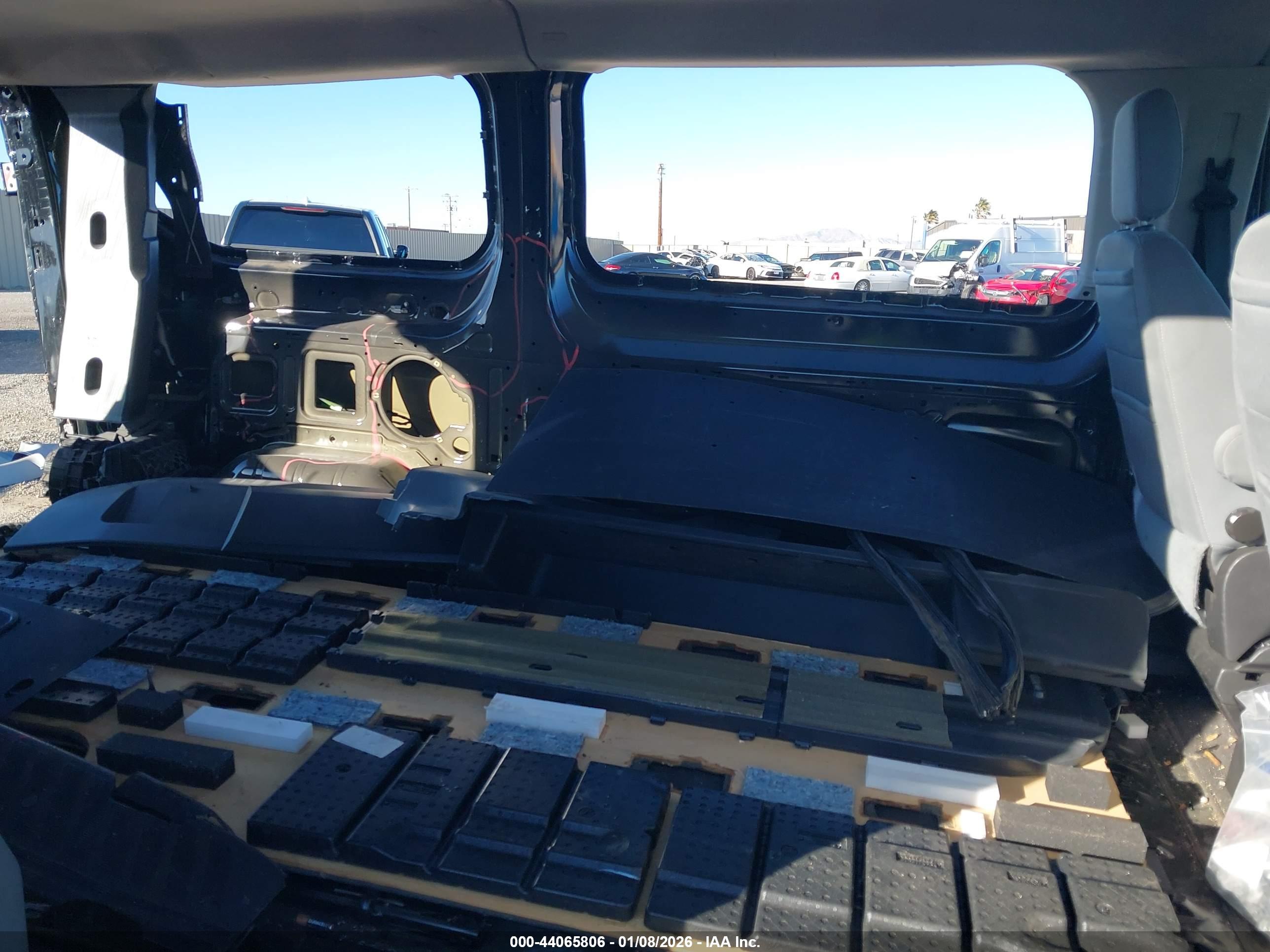 FORD TRANSIT-150 image 8