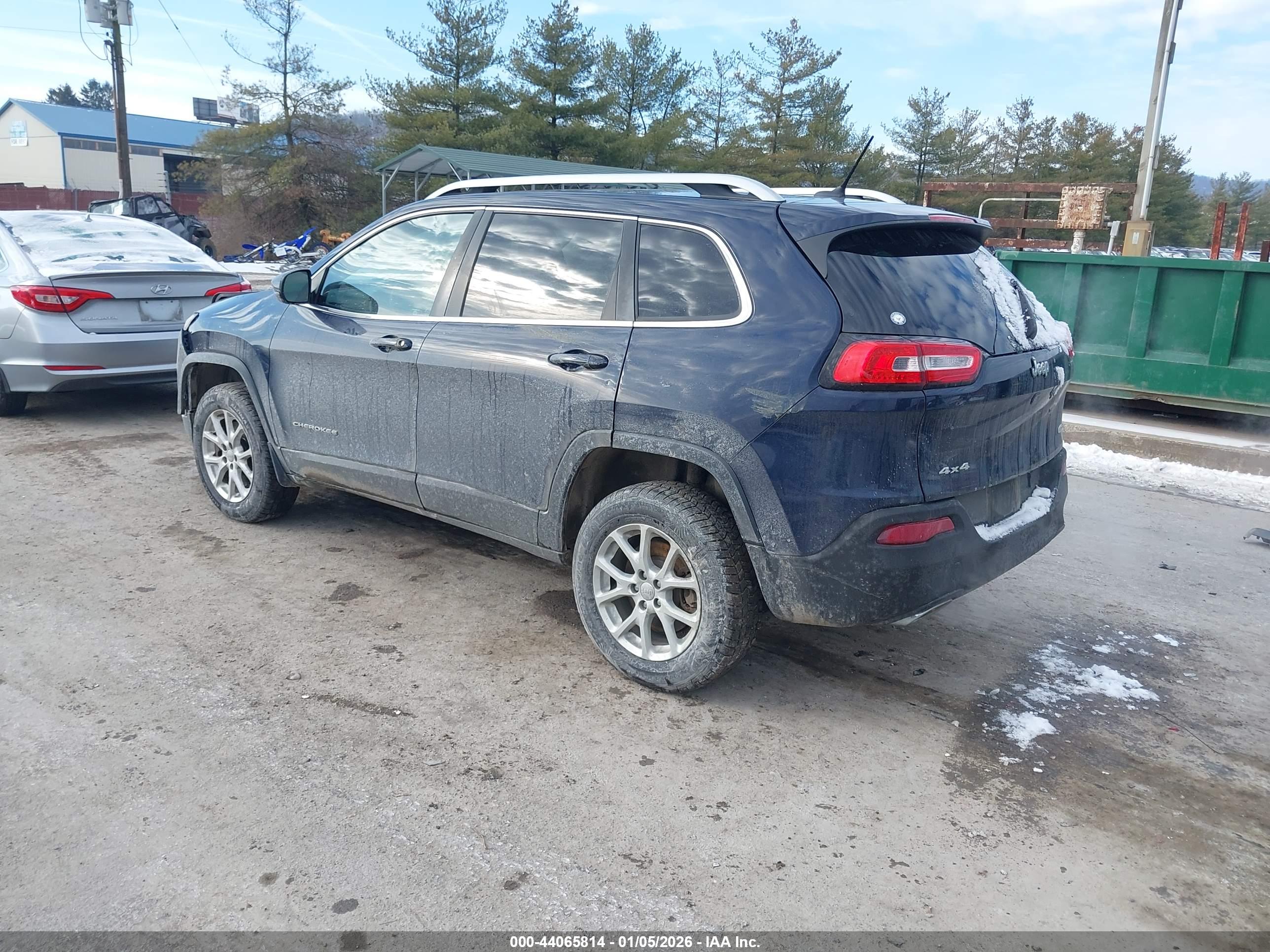 JEEP CHEROKEE image 3