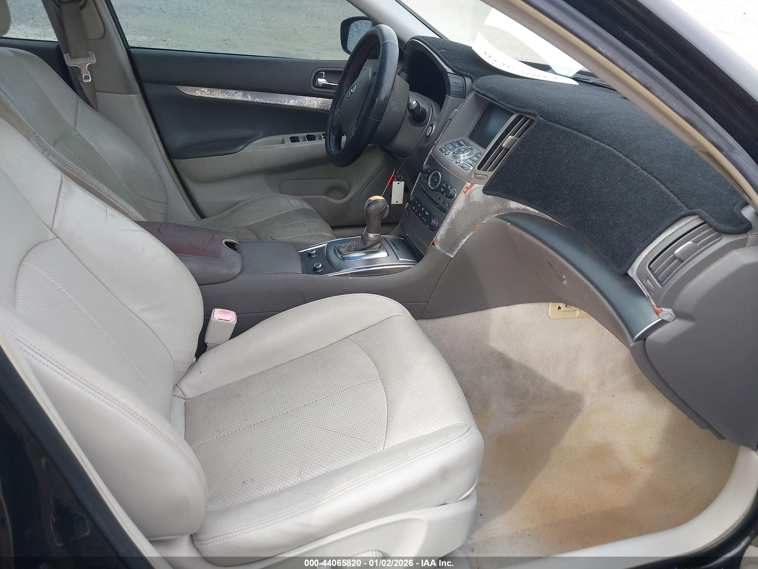 INFINITI G37 image 5