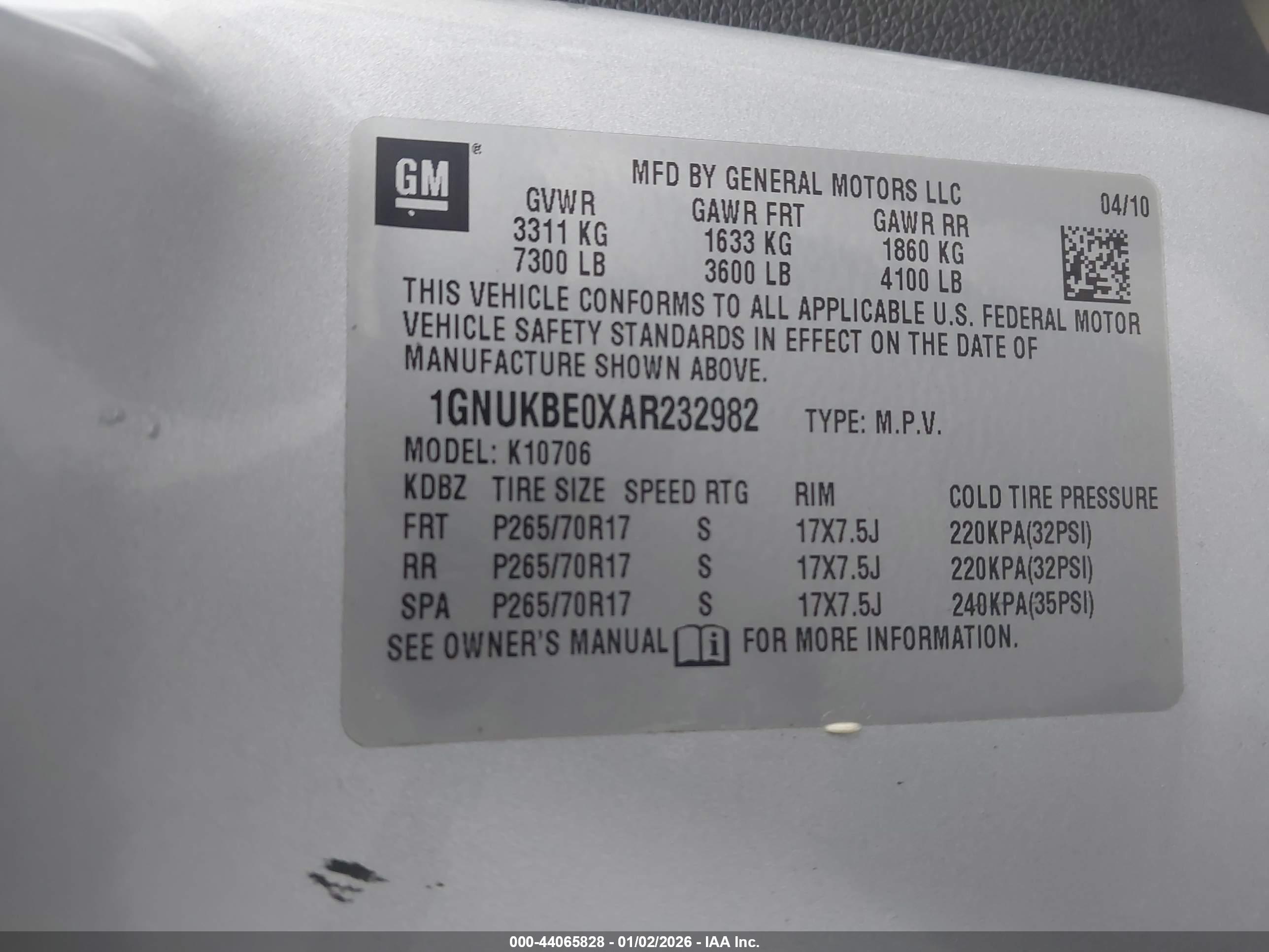 CHEVROLET TAHOE image 9