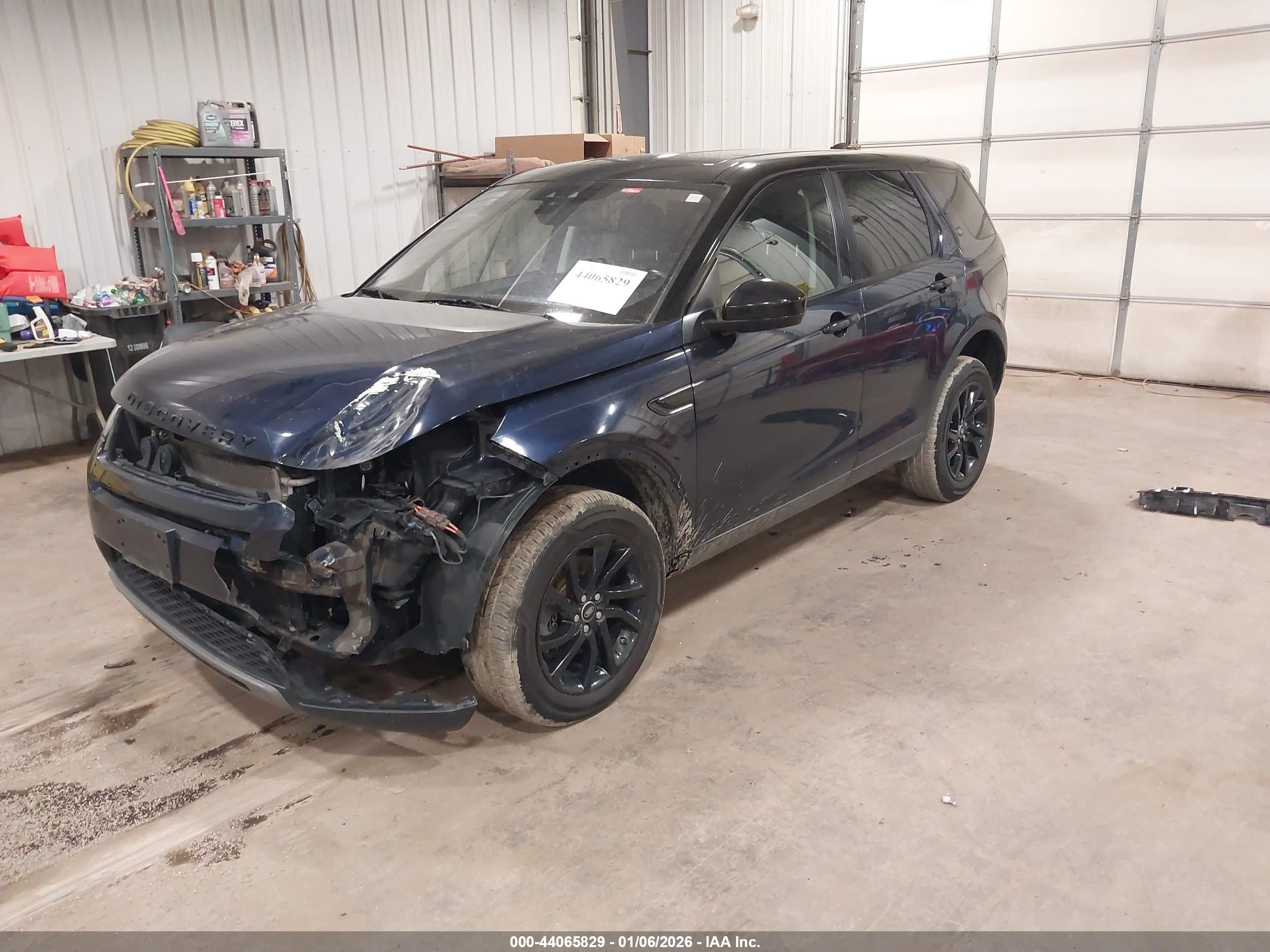 LAND ROVER image 2