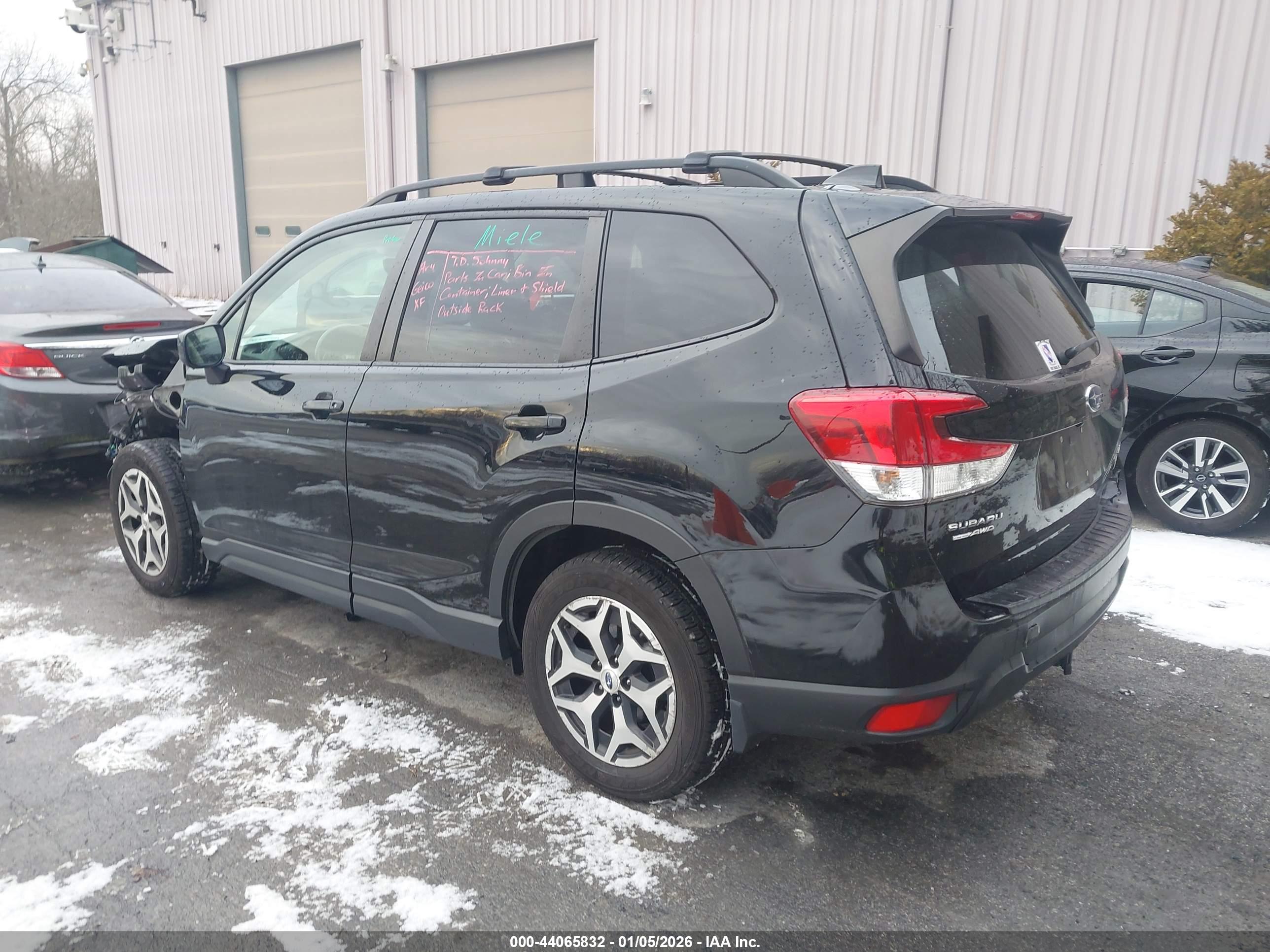SUBARU FORESTER image 3