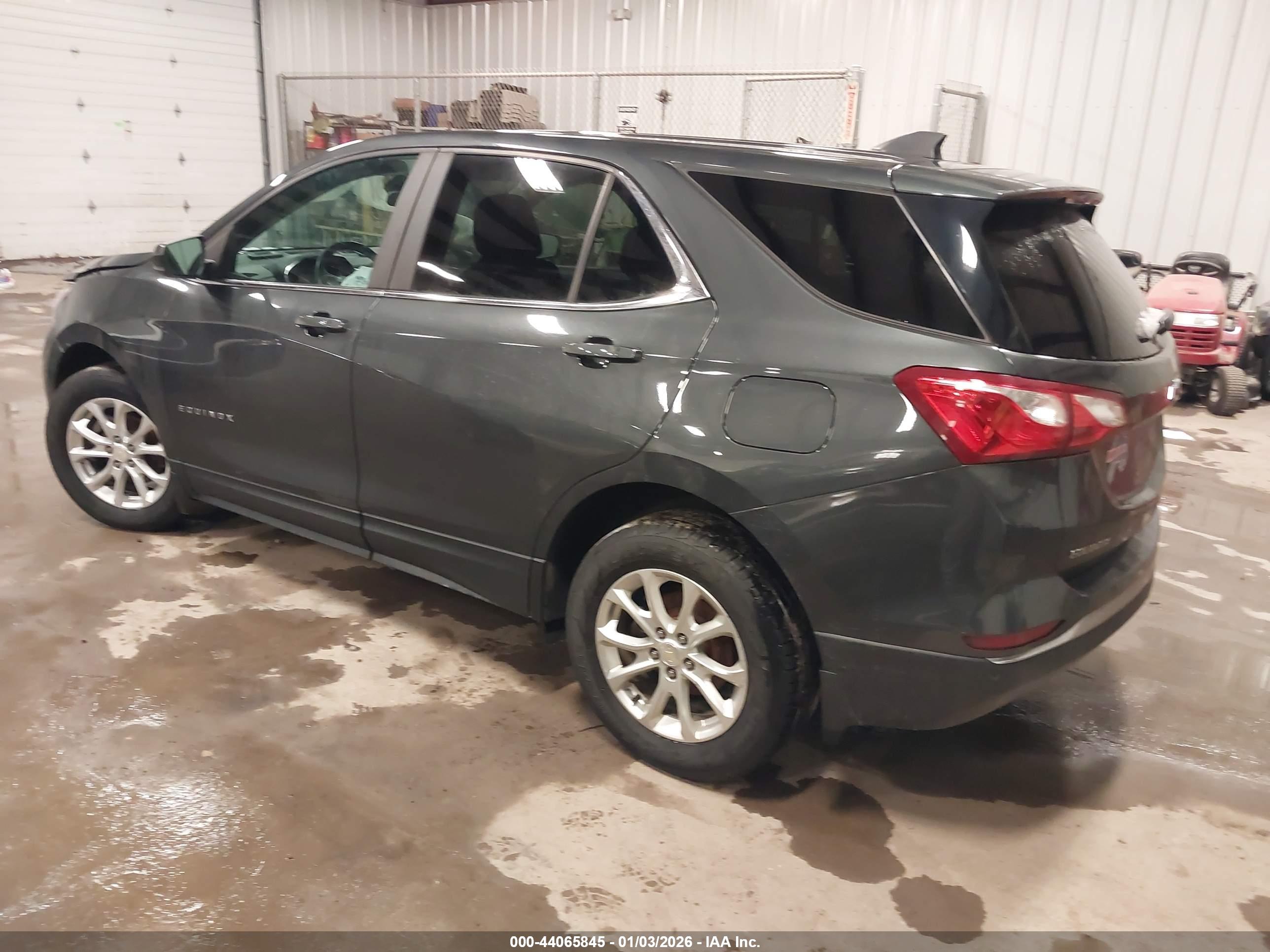 CHEVROLET EQUINOX image 3