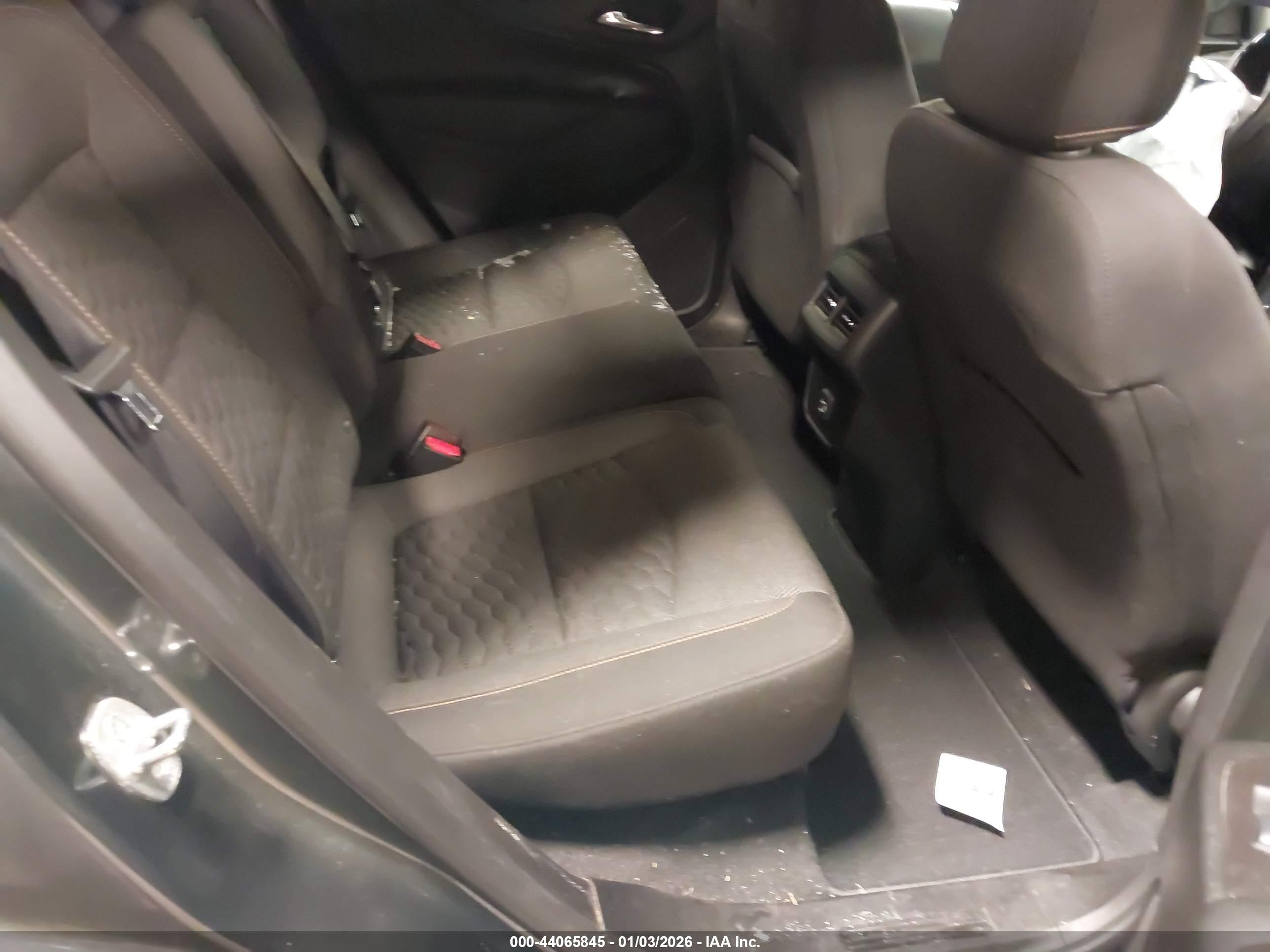 CHEVROLET EQUINOX image 8