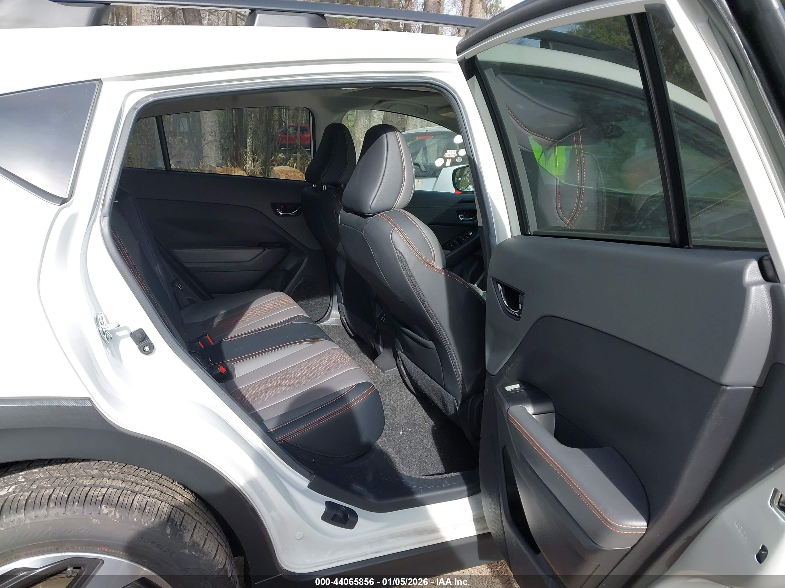 SUBARU CROSSTREK image 8