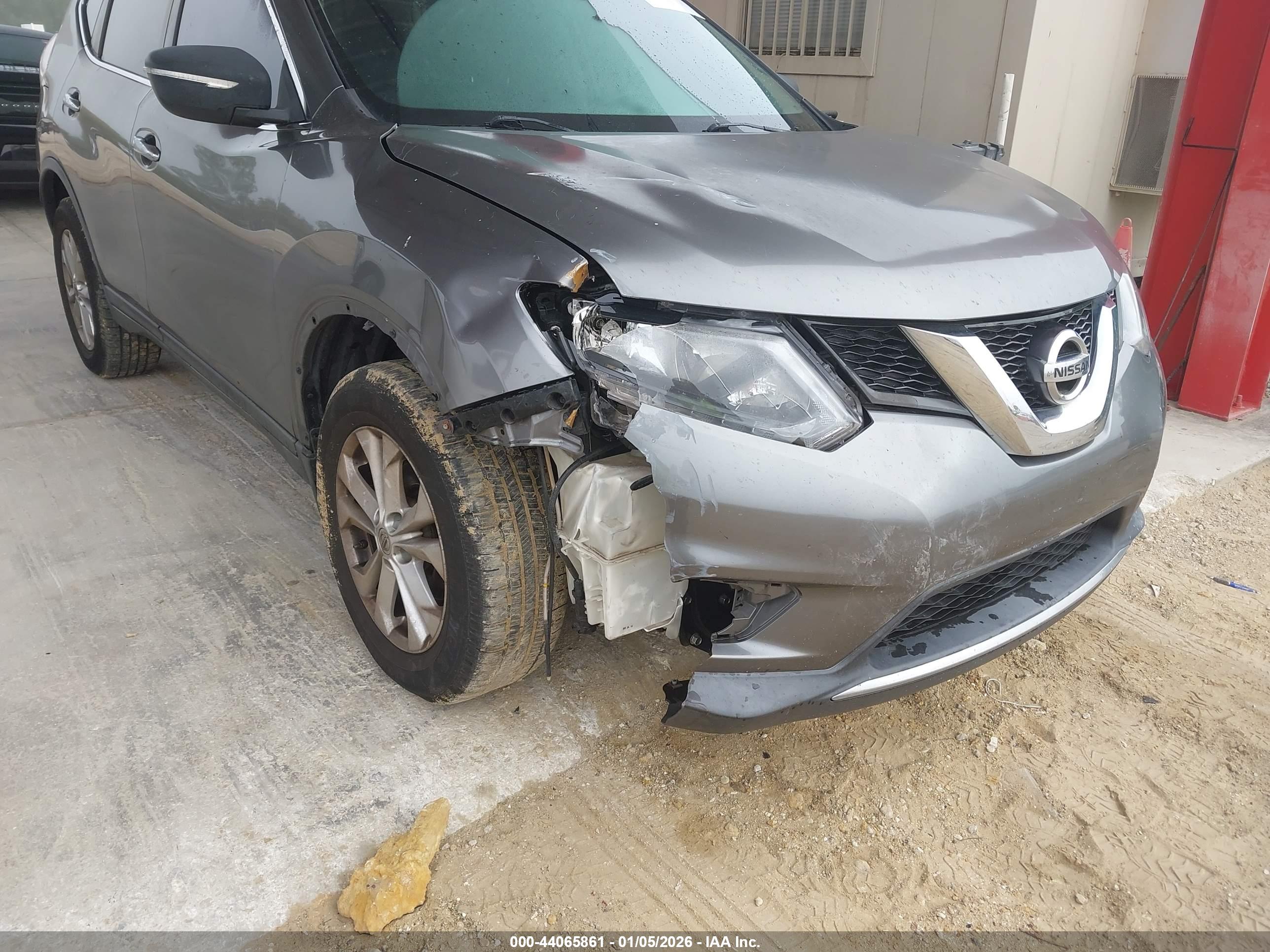 NISSAN ROGUE image 6