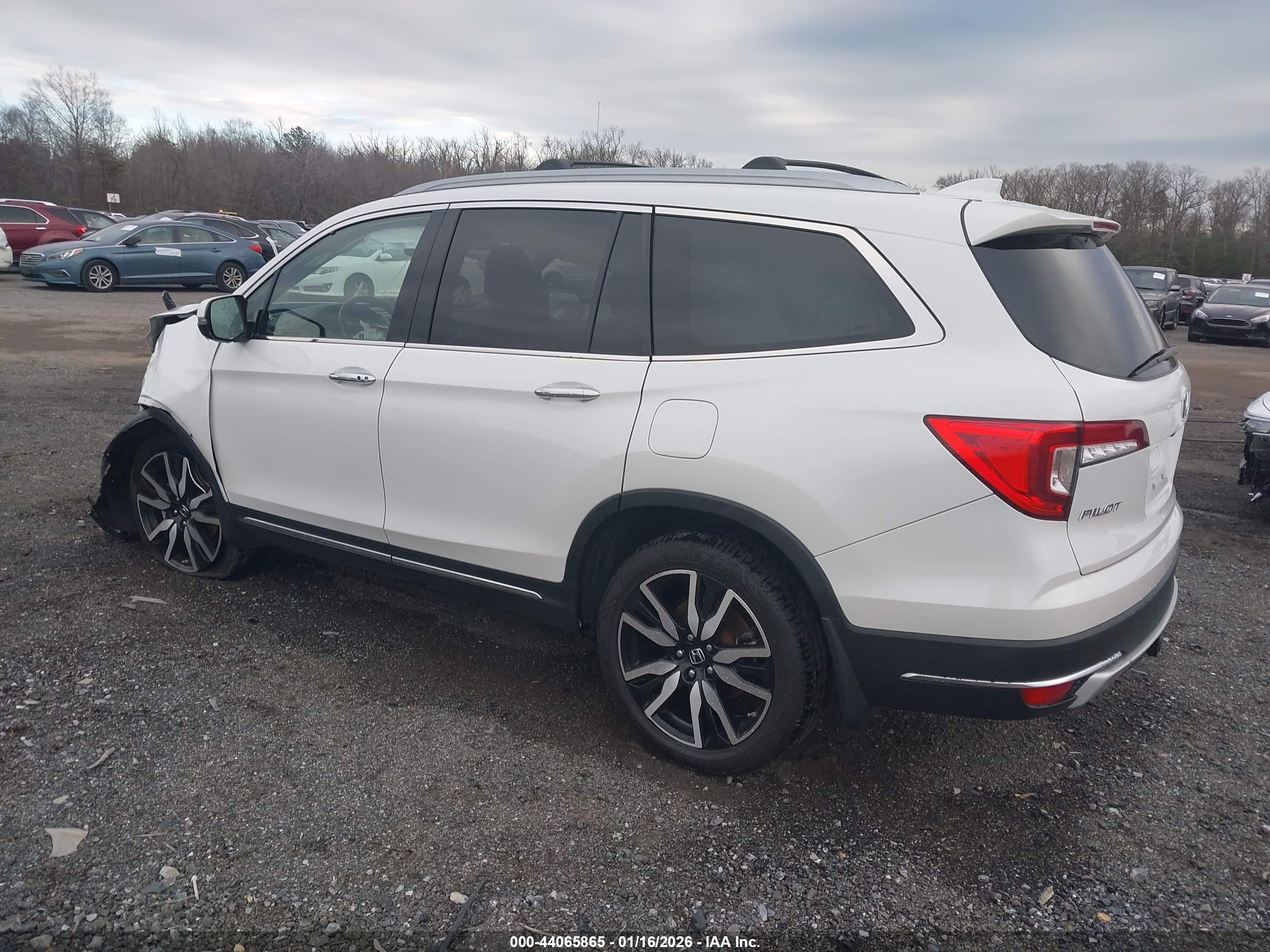 HONDA PILOT image 3