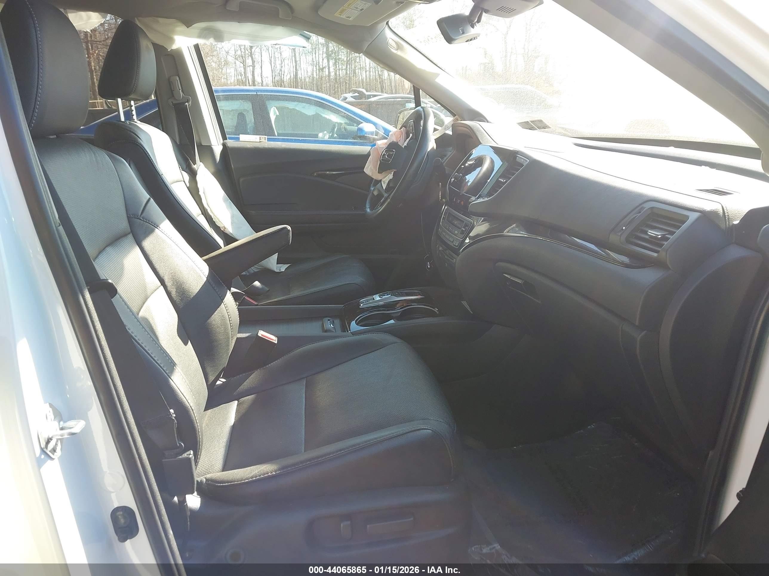 HONDA PILOT image 5
