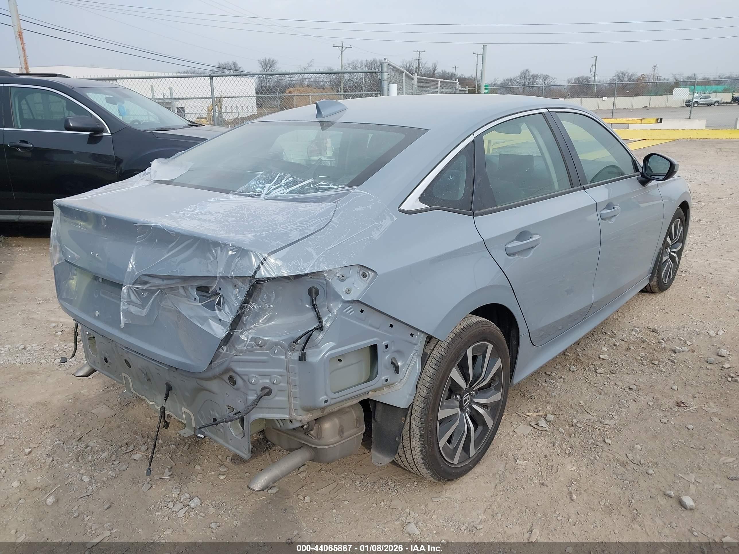 HONDA CIVIC image 4