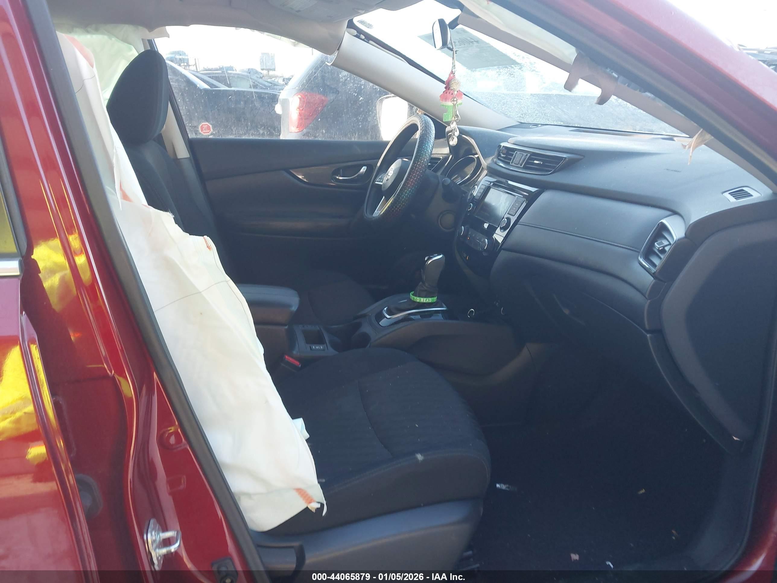 NISSAN ROGUE image 5