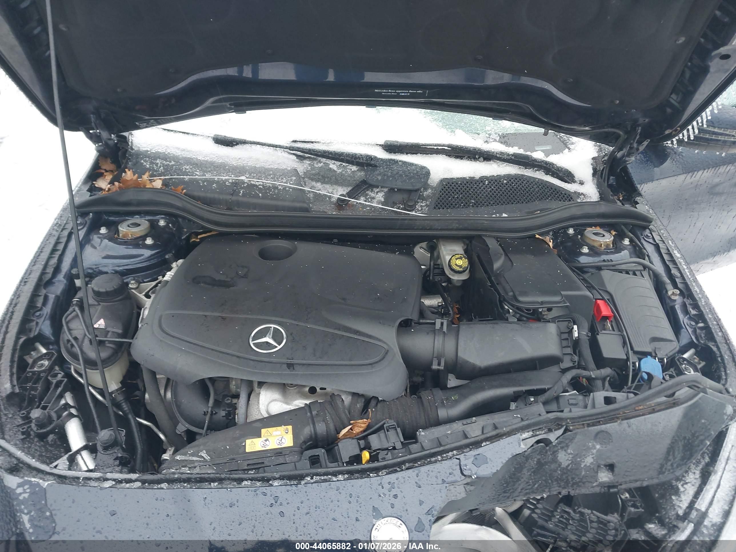 MERCEDES-BENZ CLA image 10
