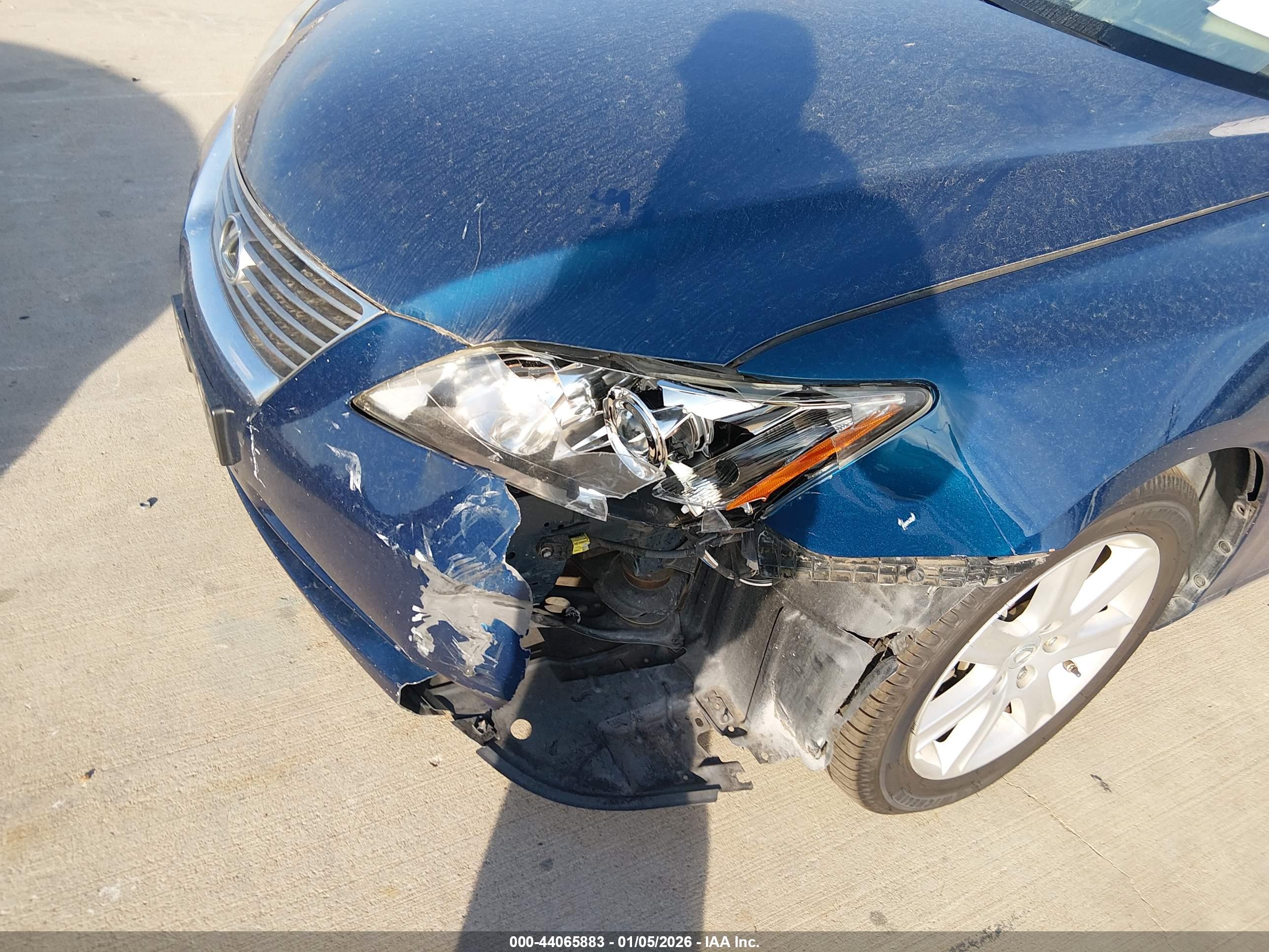 LEXUS ES image 6