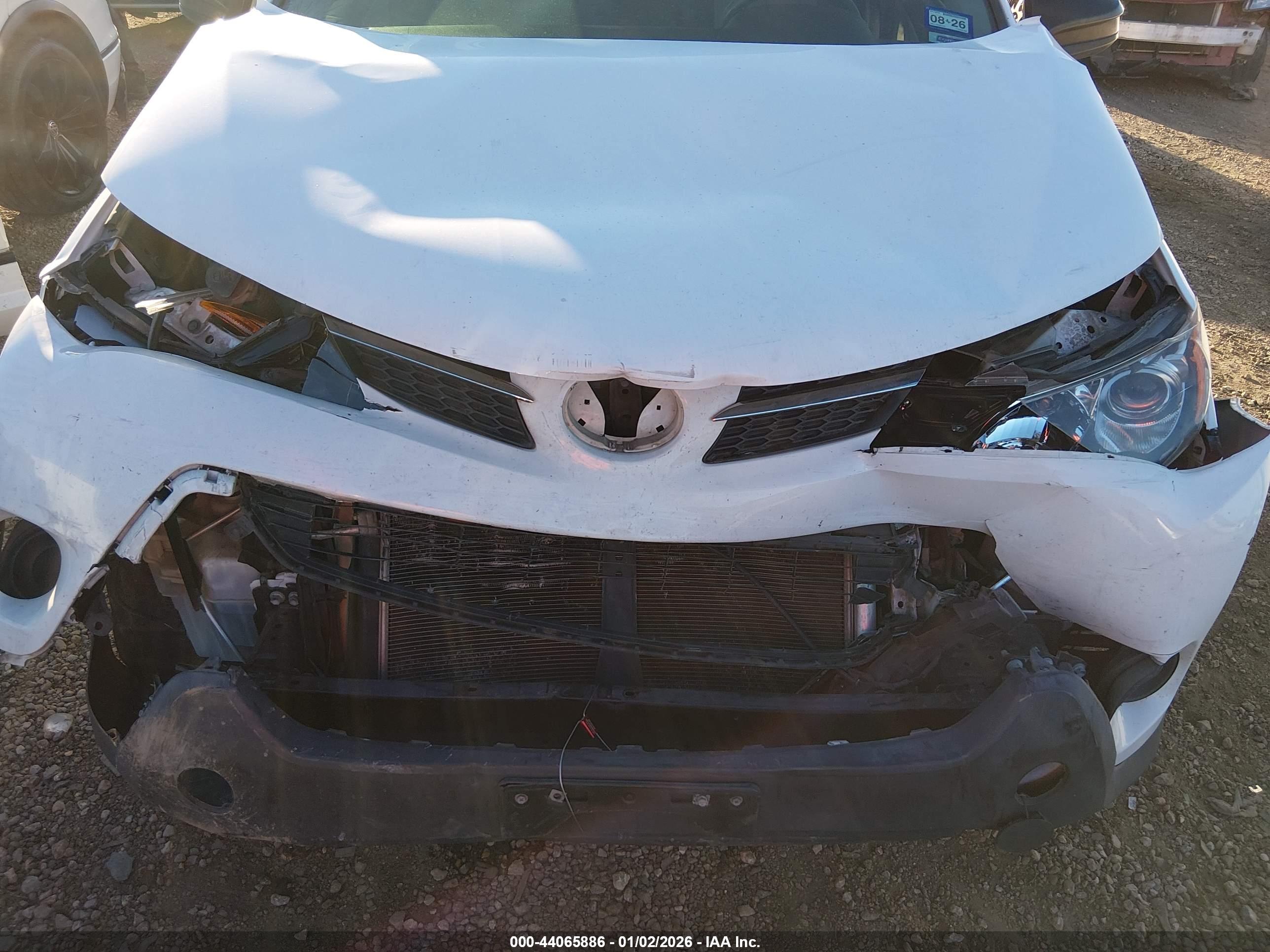 TOYOTA RAV4 image 6