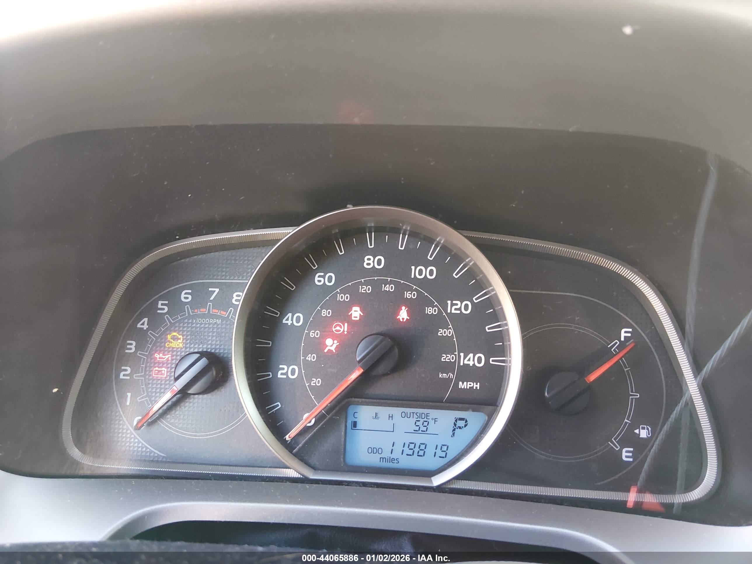 TOYOTA RAV4 image 7