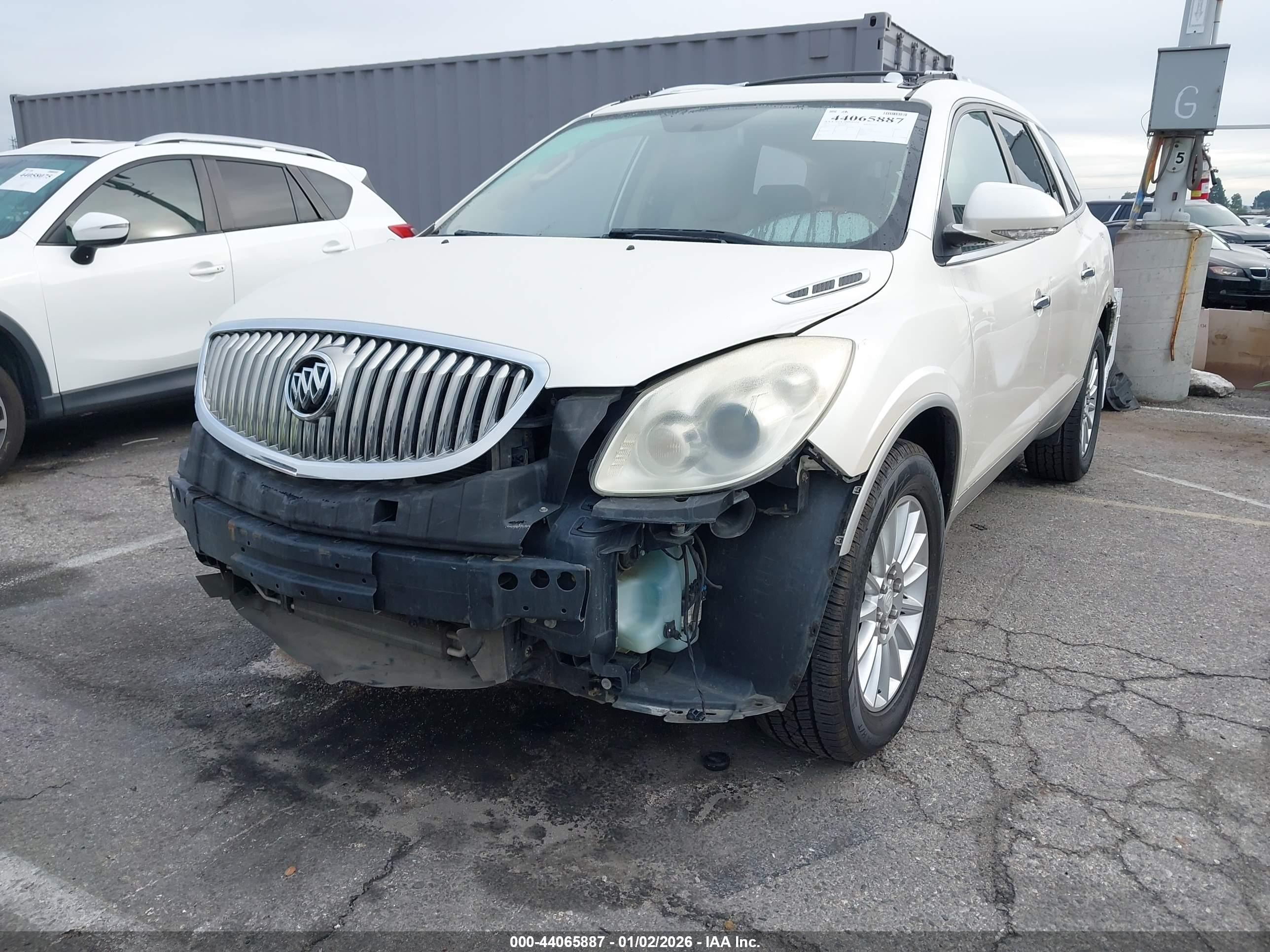 BUICK ENCLAVE image 2