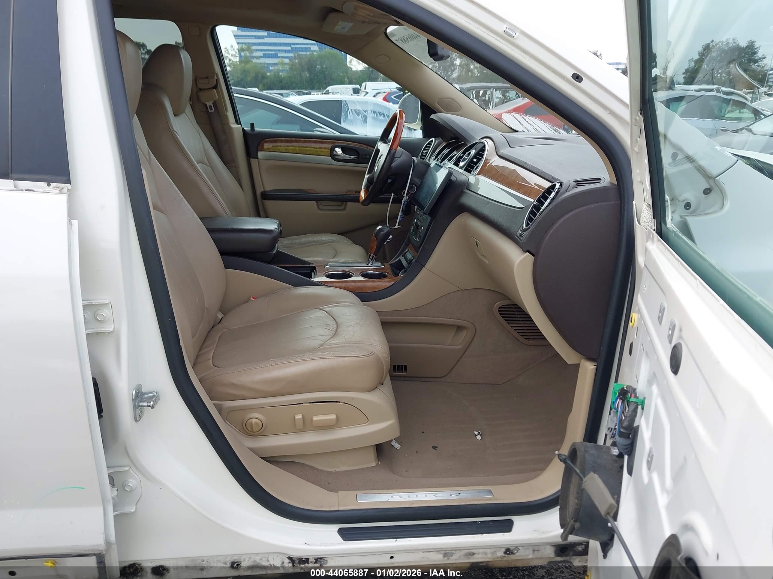 BUICK ENCLAVE image 5