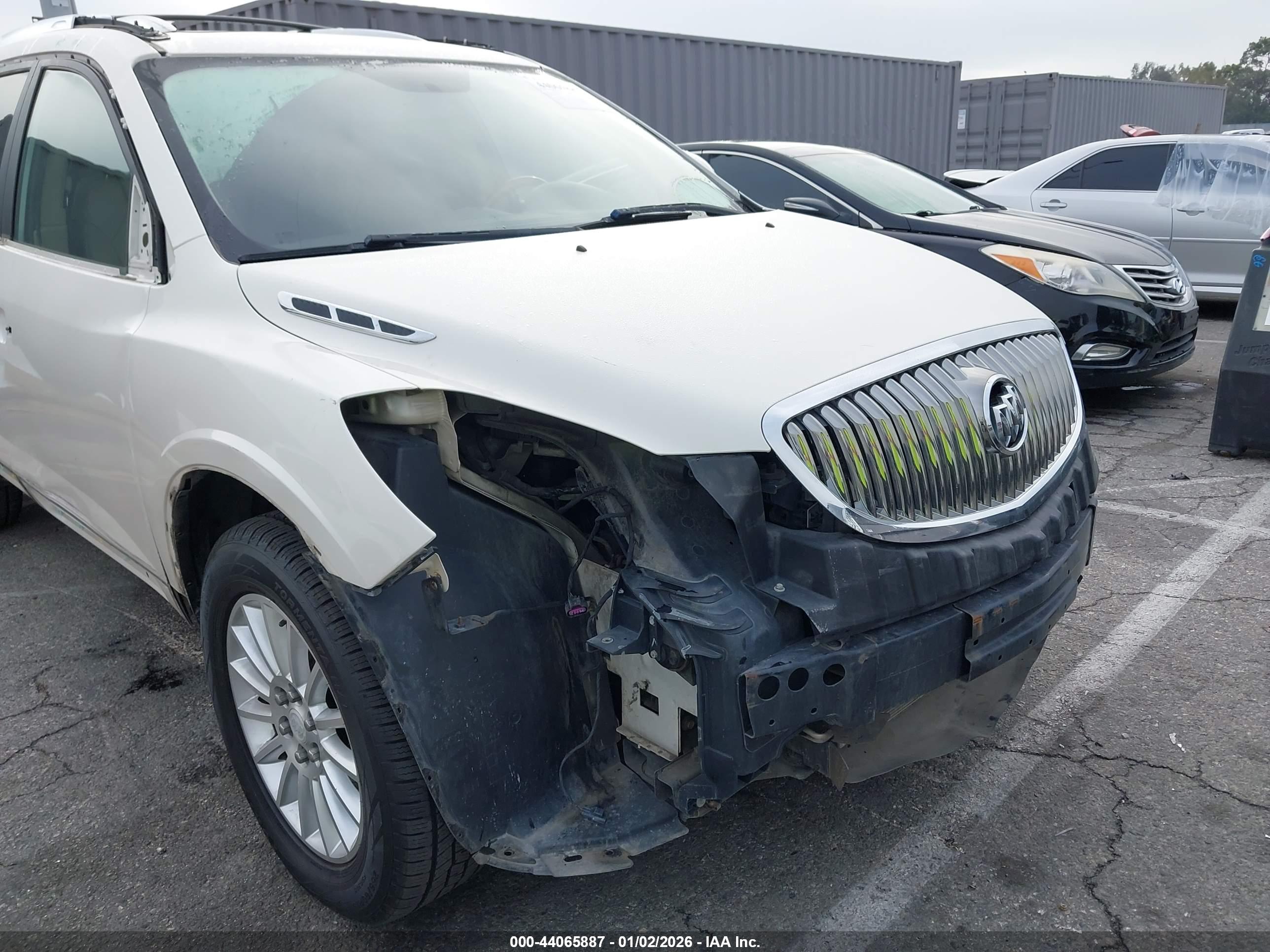 BUICK ENCLAVE image 6