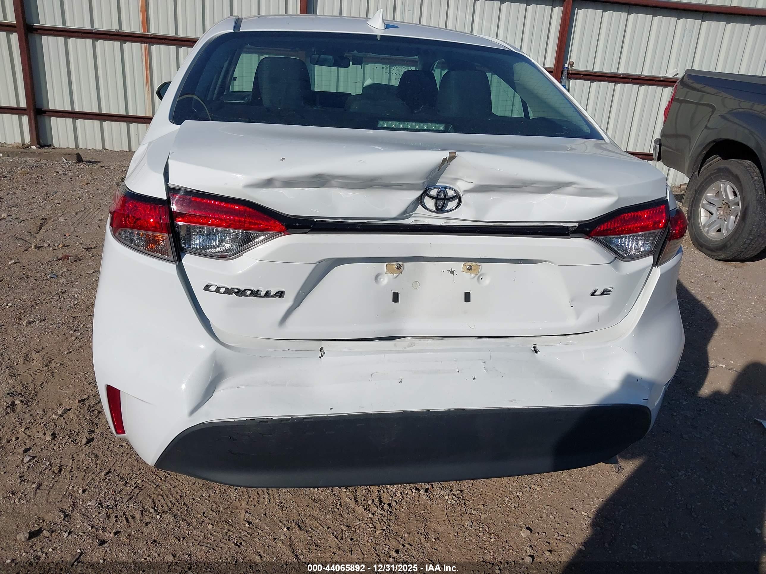TOYOTA COROLLA image 6