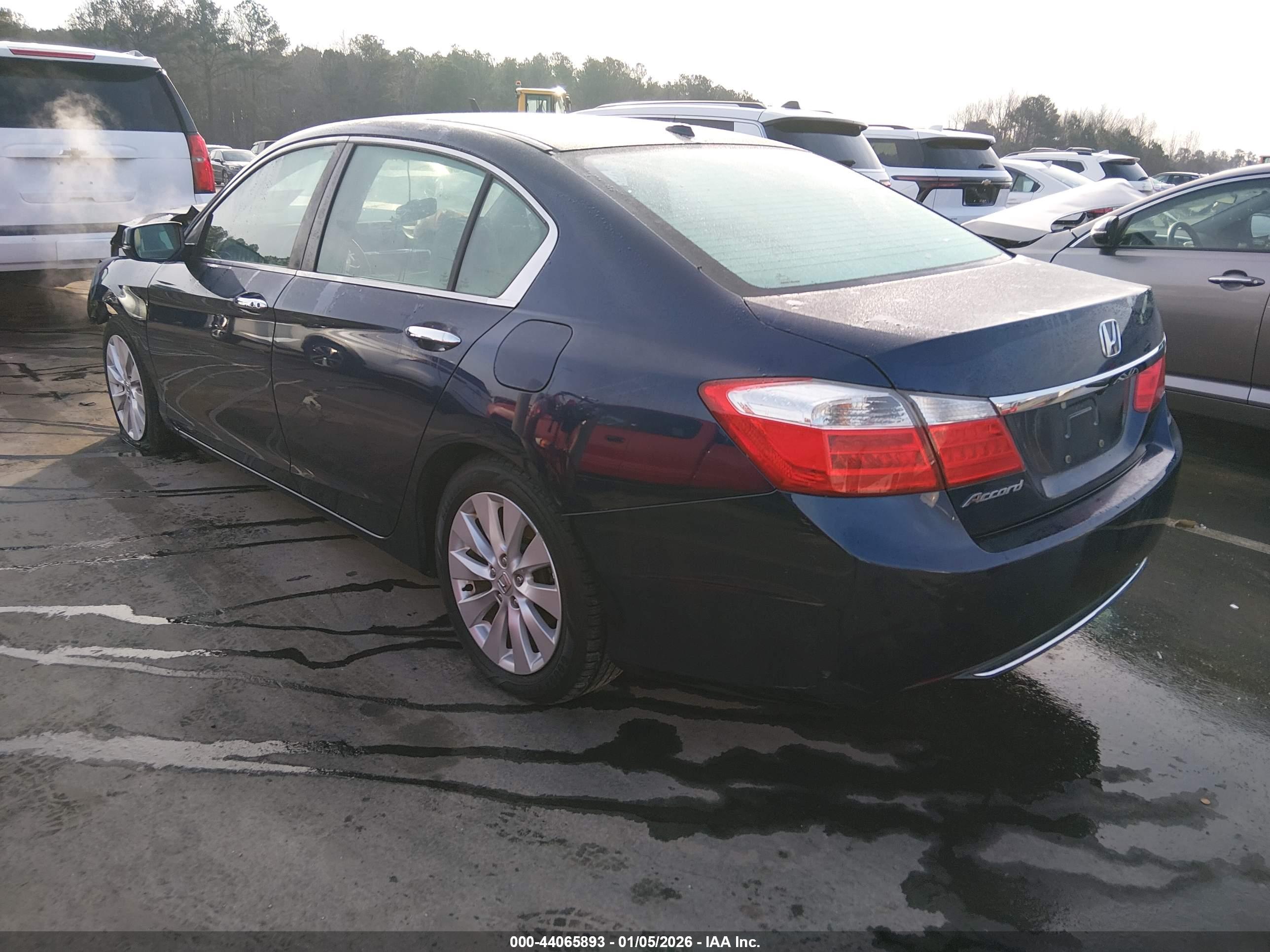 HONDA ACCORD image 3
