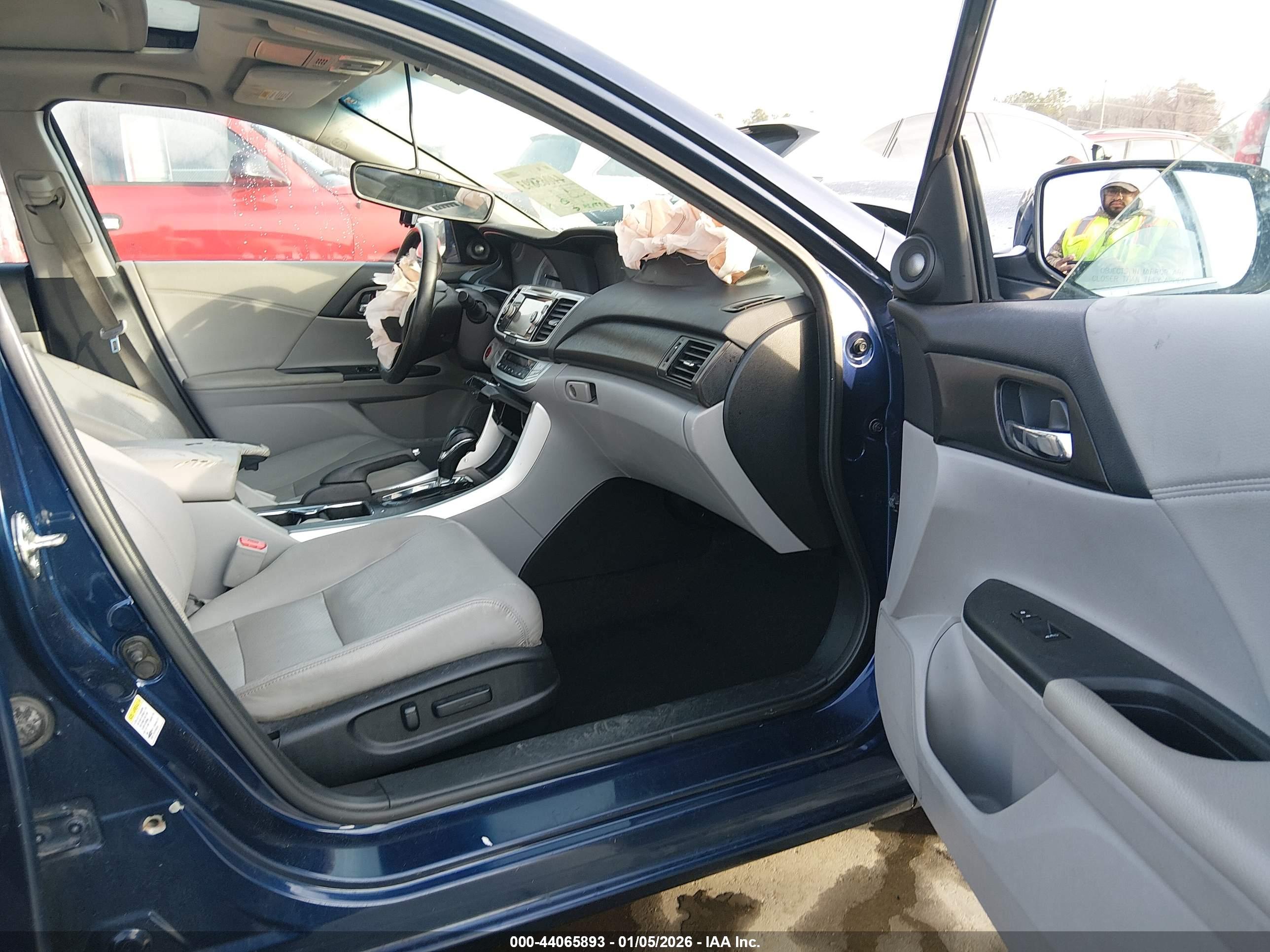 HONDA ACCORD image 5