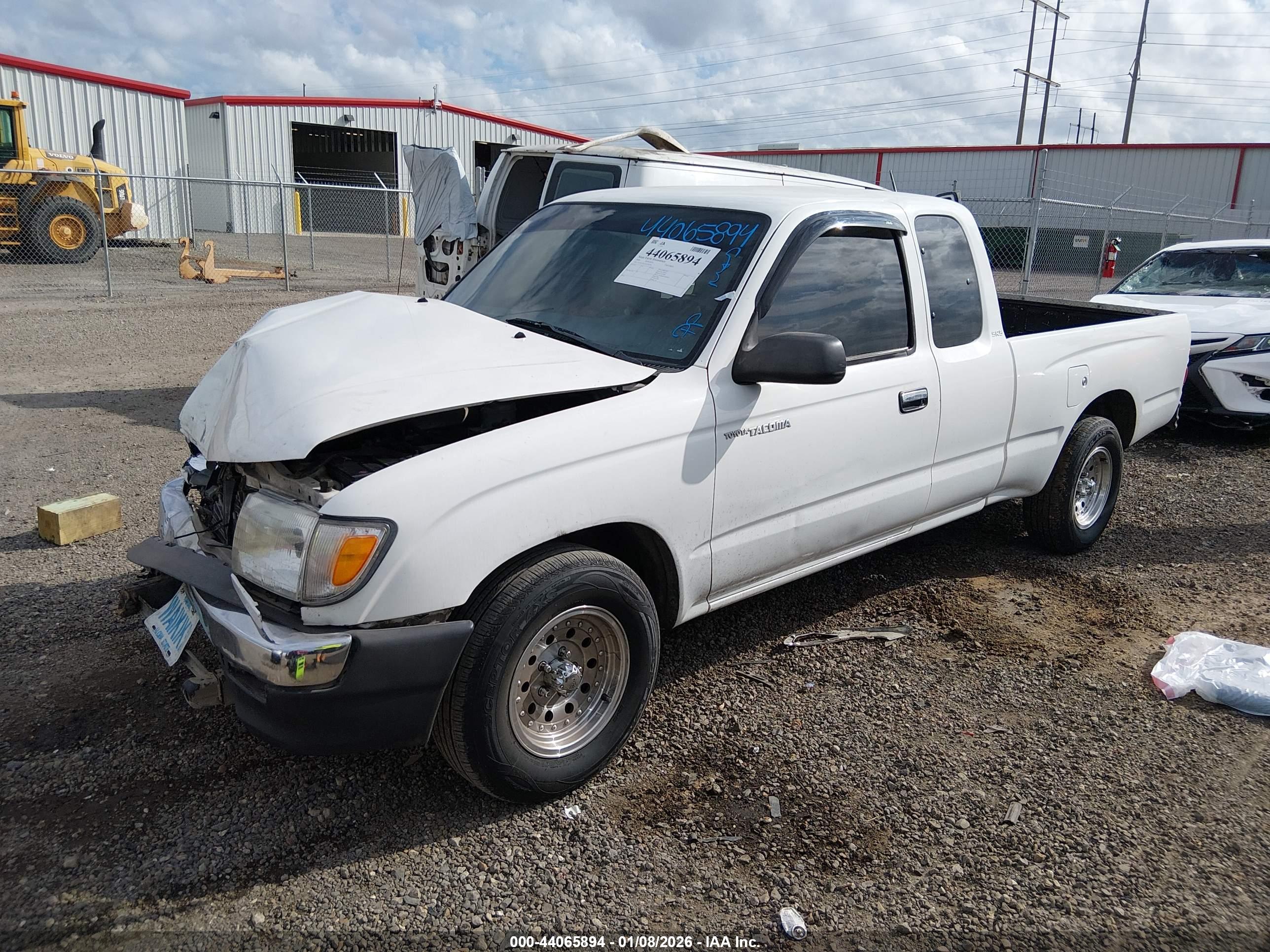 TOYOTA TACOMA image 2
