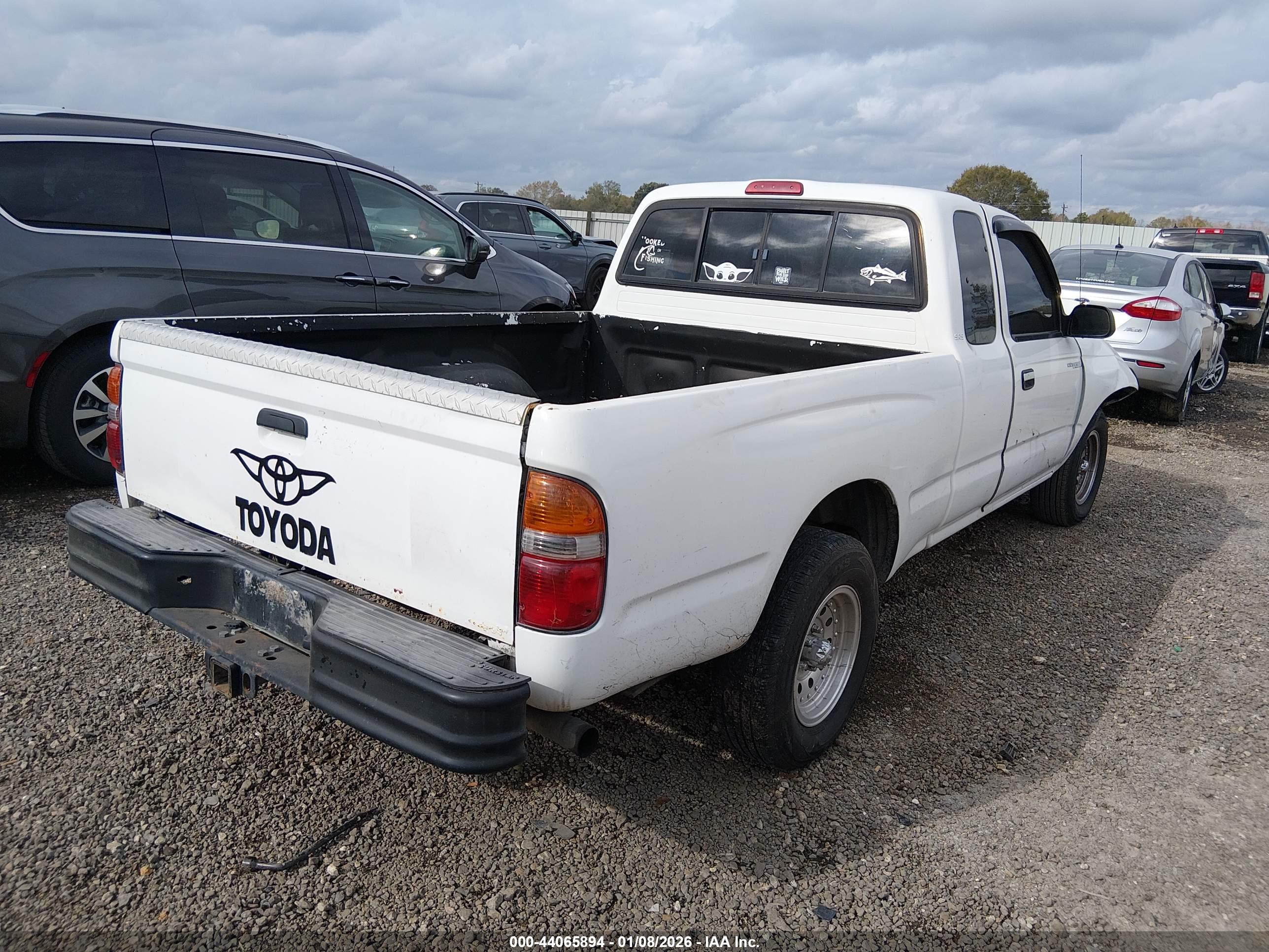 TOYOTA TACOMA image 4