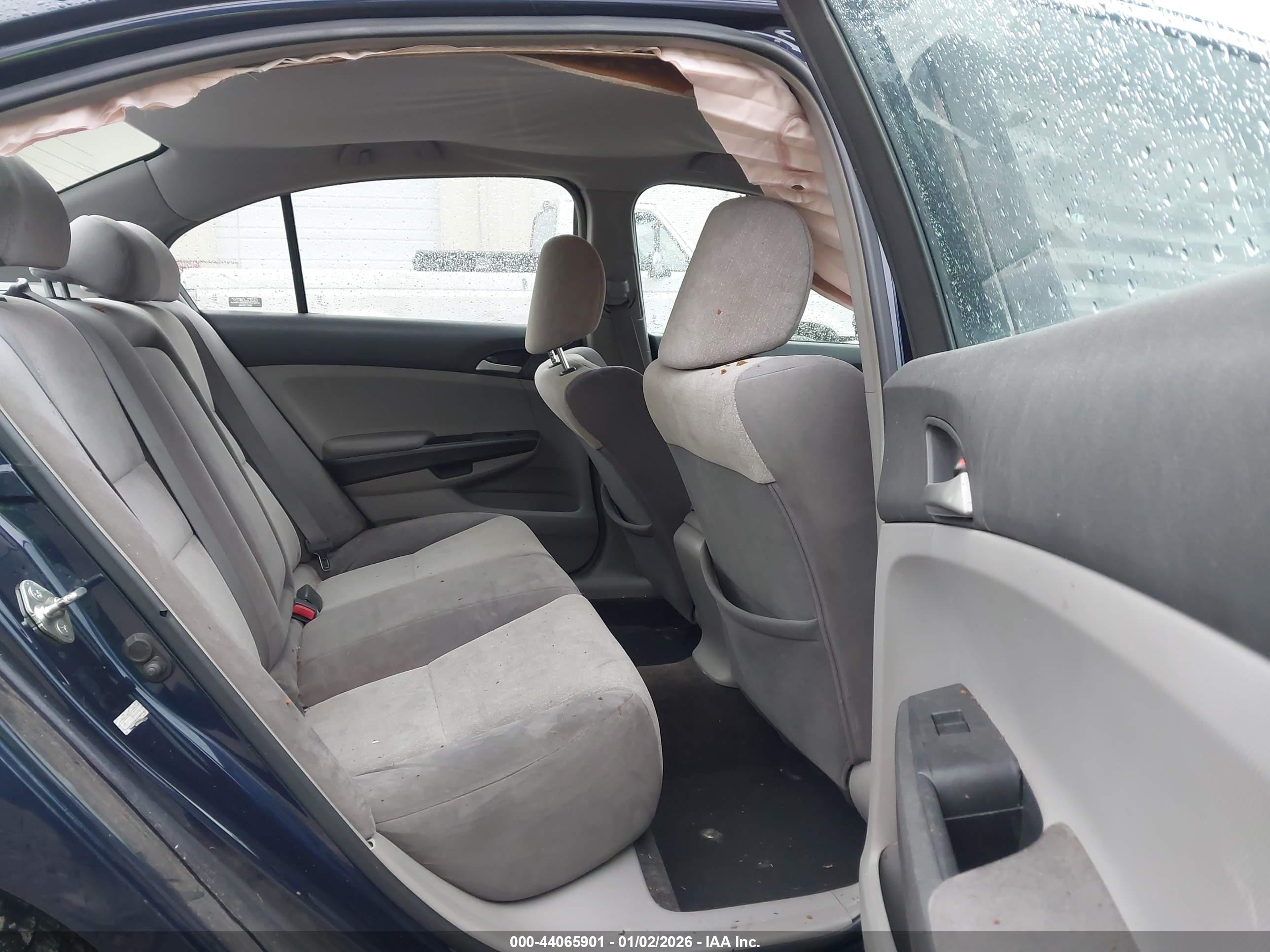HONDA ACCORD image 8