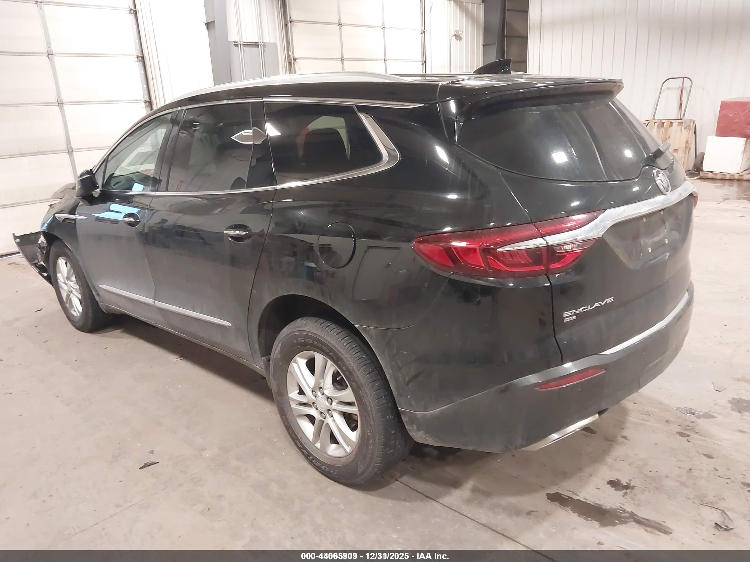 BUICK ENCLAVE image 3