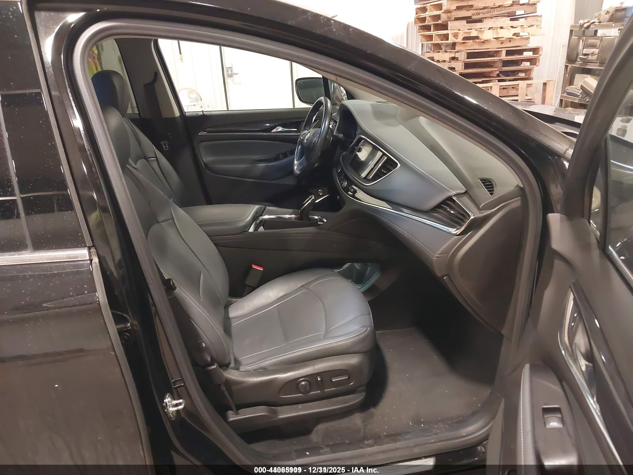 BUICK ENCLAVE image 5