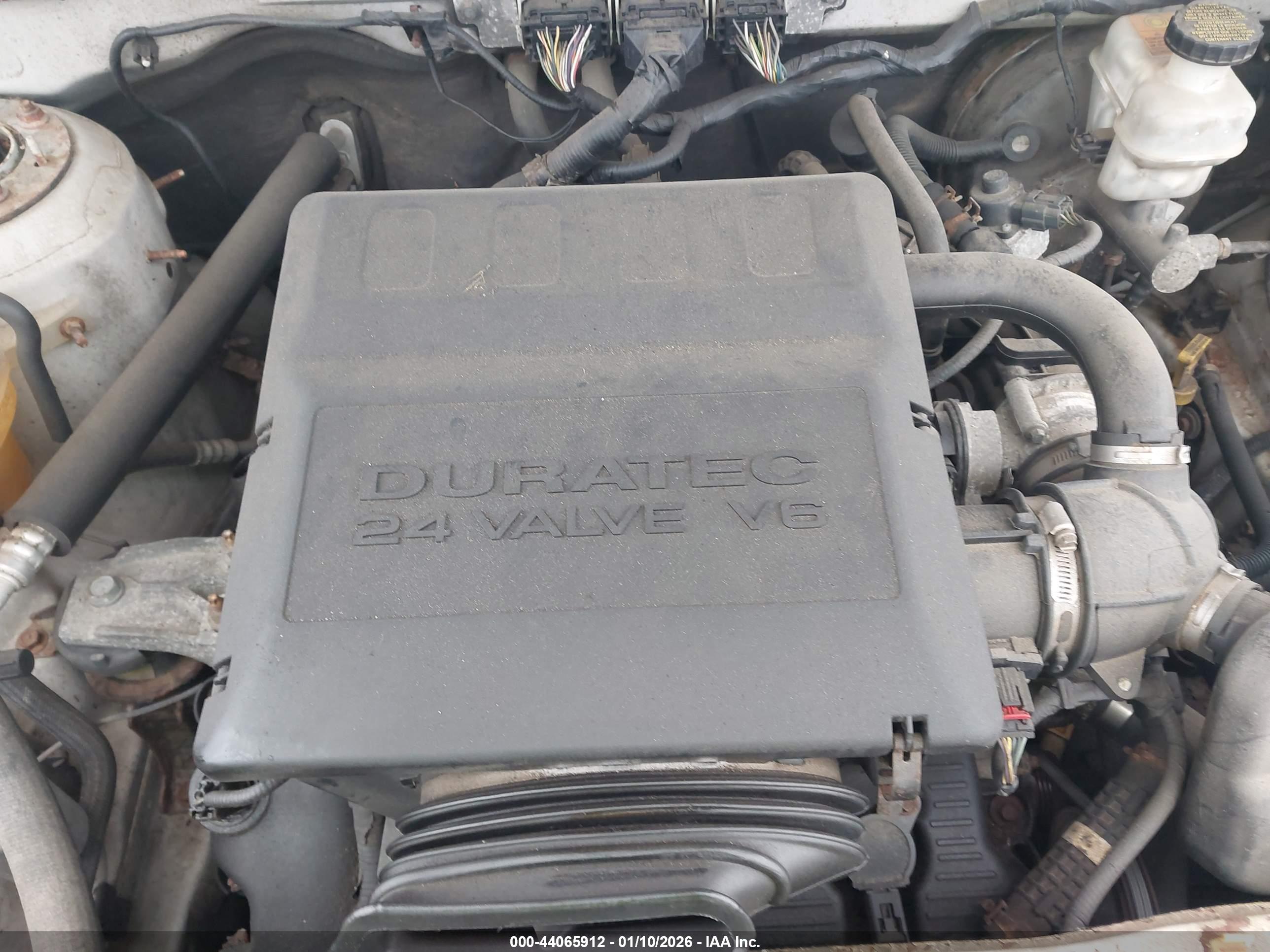 FORD ESCAPE image 10