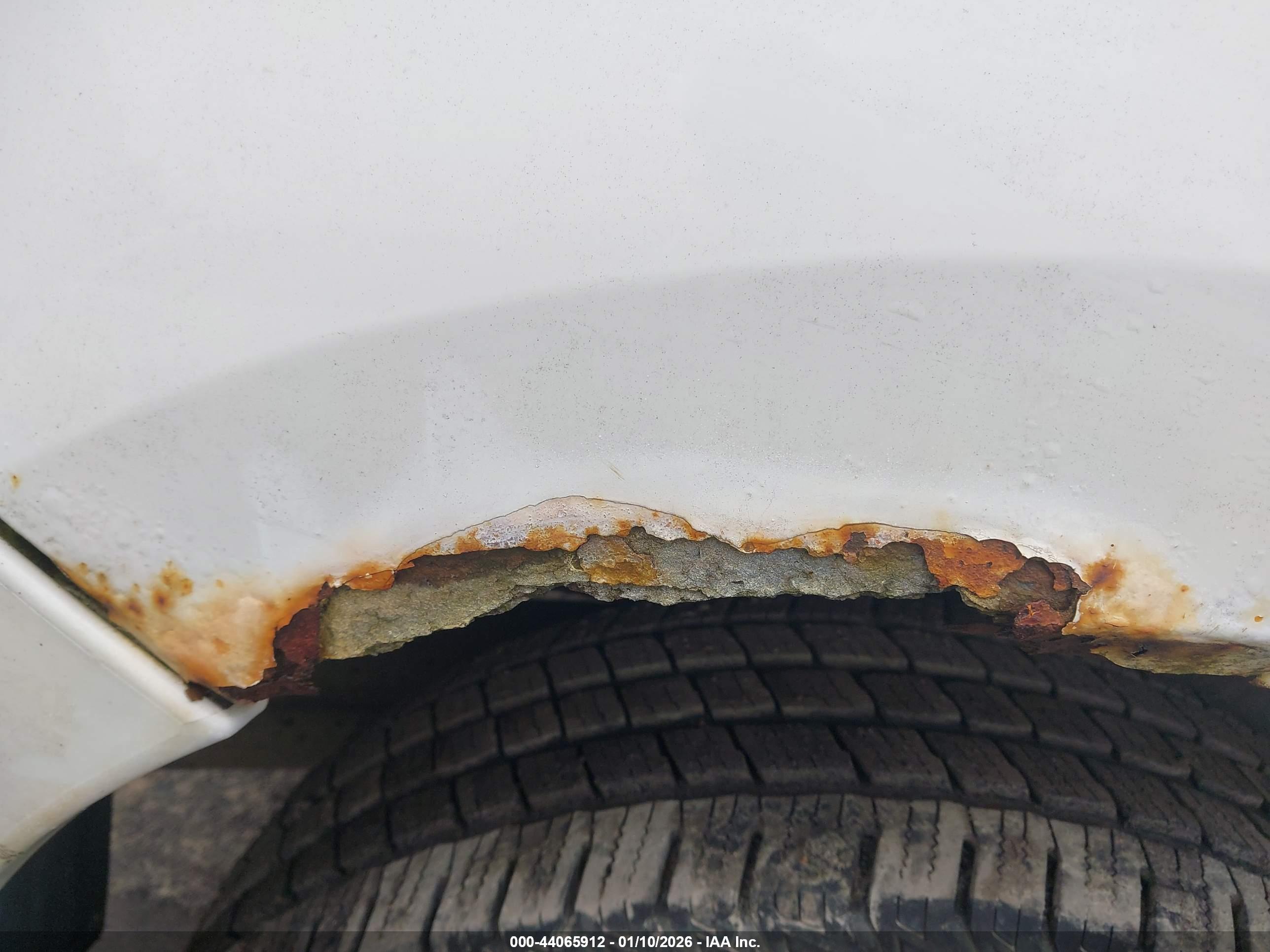 FORD ESCAPE image 6