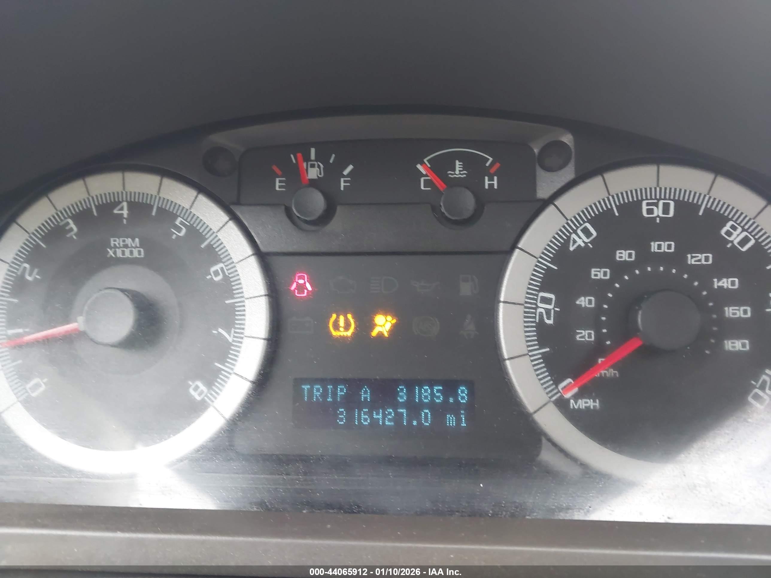 FORD ESCAPE image 7