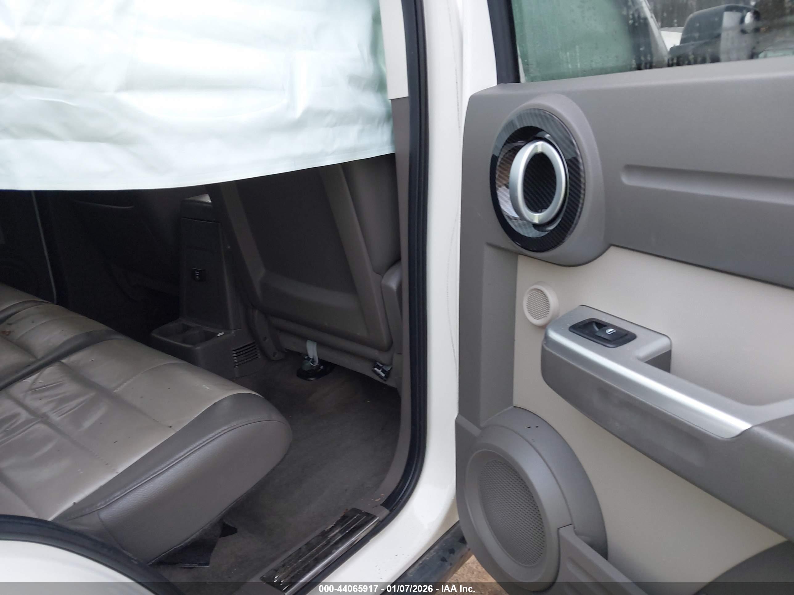 DODGE NITRO image 8