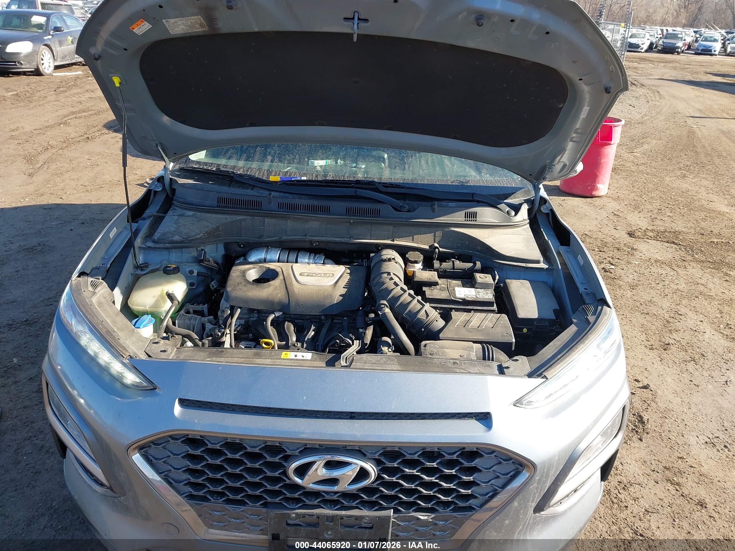 HYUNDAI KONA image 10