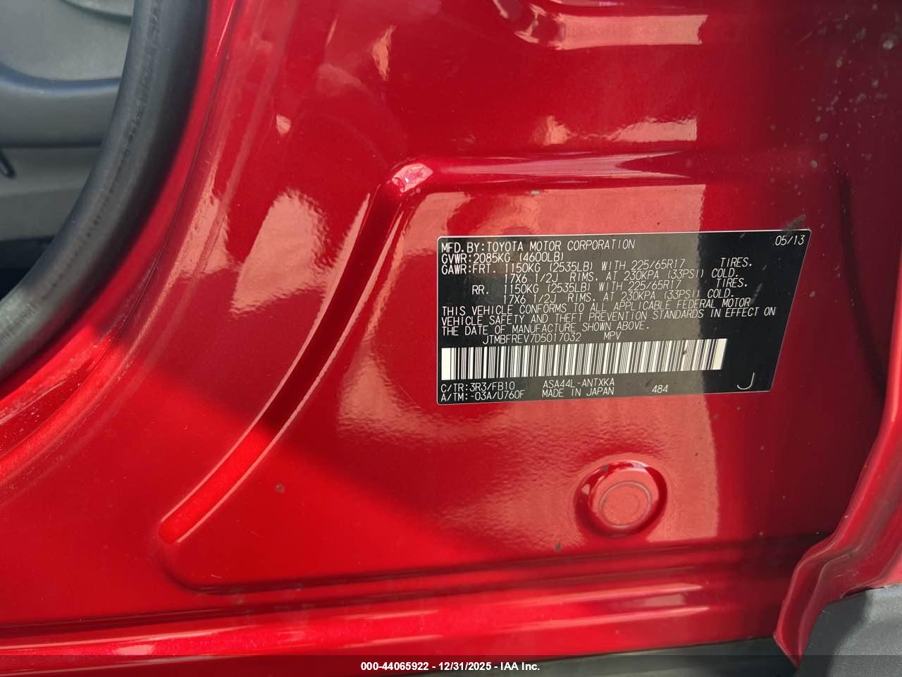 TOYOTA RAV4 image 9