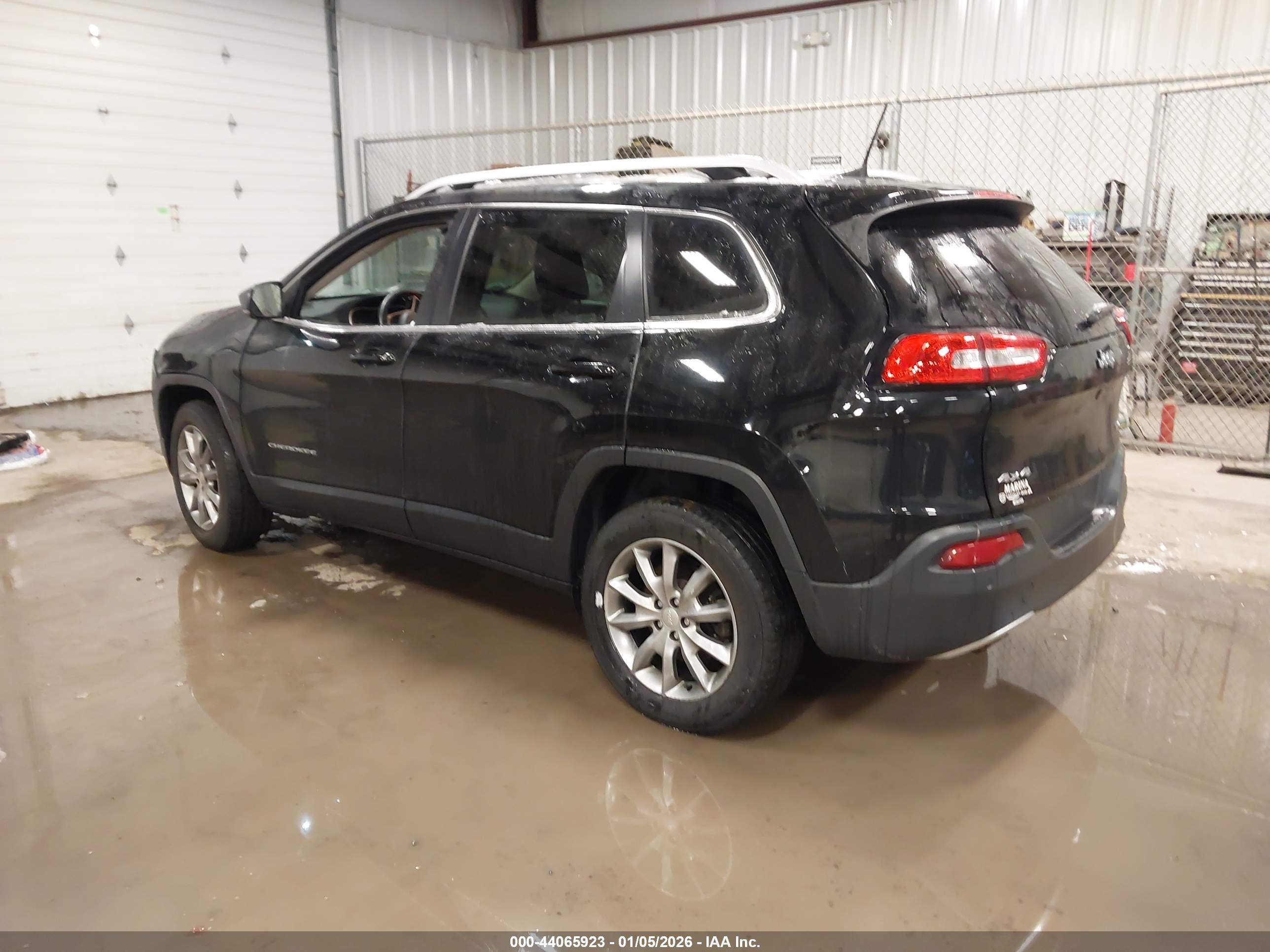 JEEP CHEROKEE image 3